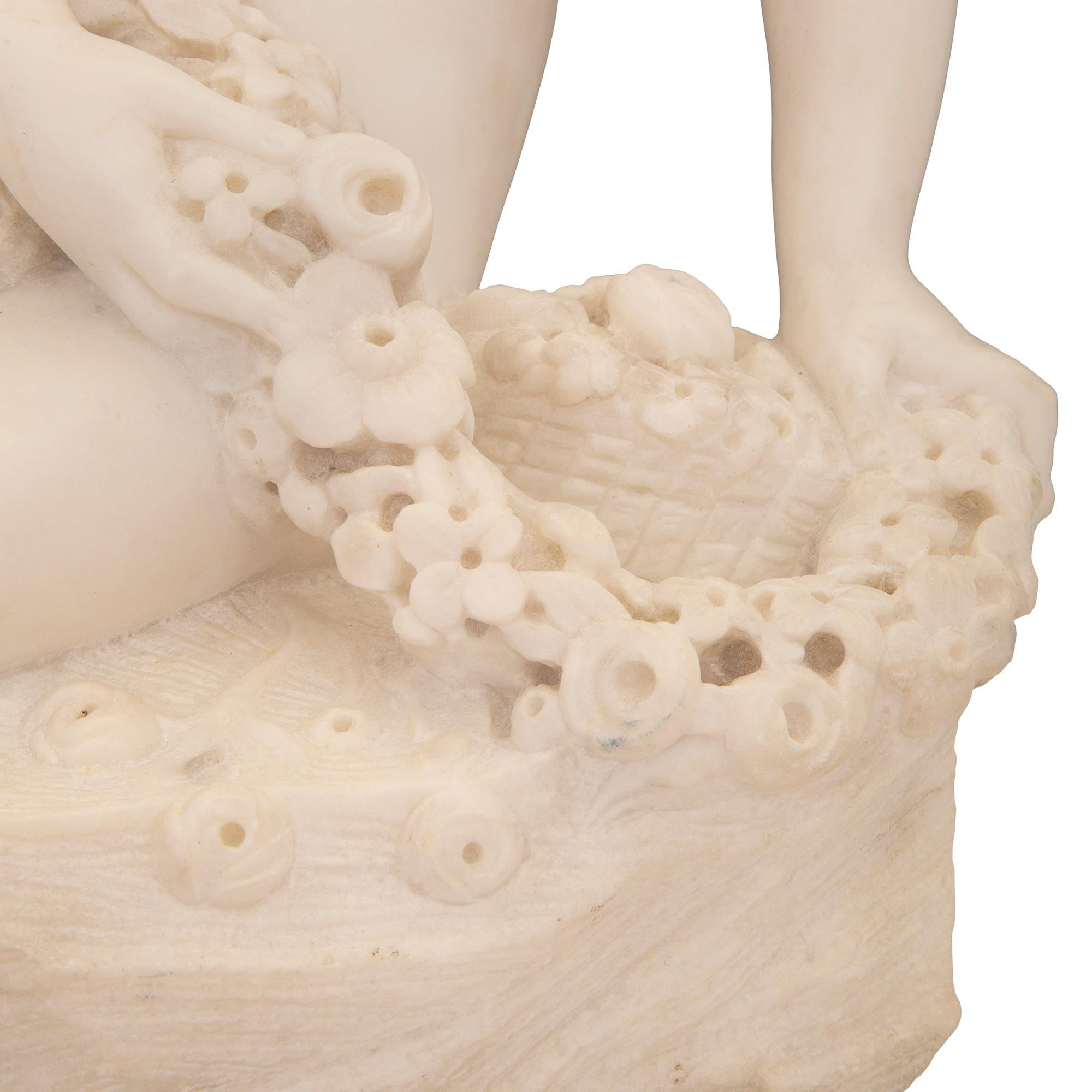 Italienische Statue aus weißem Carrara-Marmor des 19. Jahrhunderts im Angebot 4