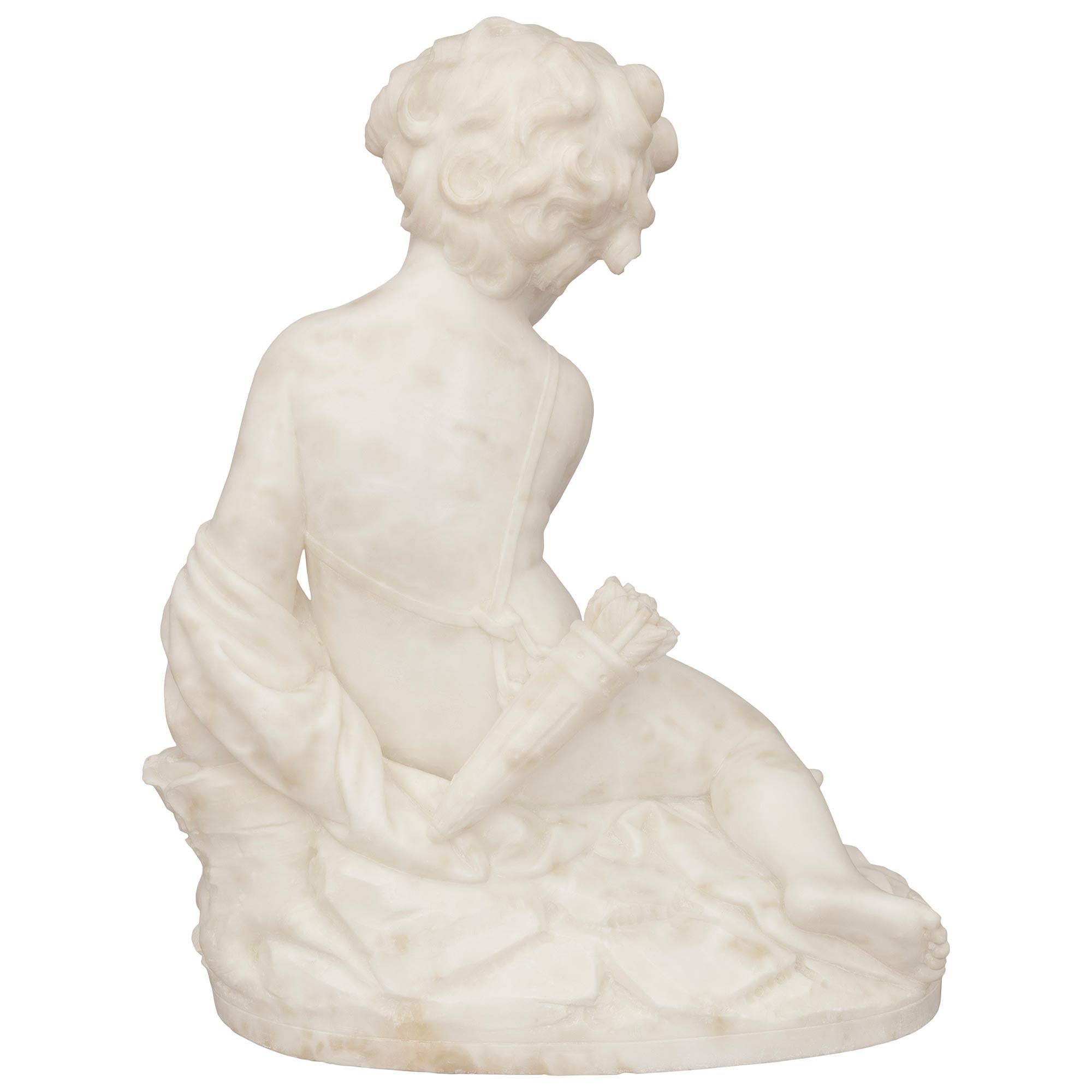Statua italiana in marmo bianco di Carrara del XIX secolo raffigurante un cherubino, firmata Romanet in vendita 5