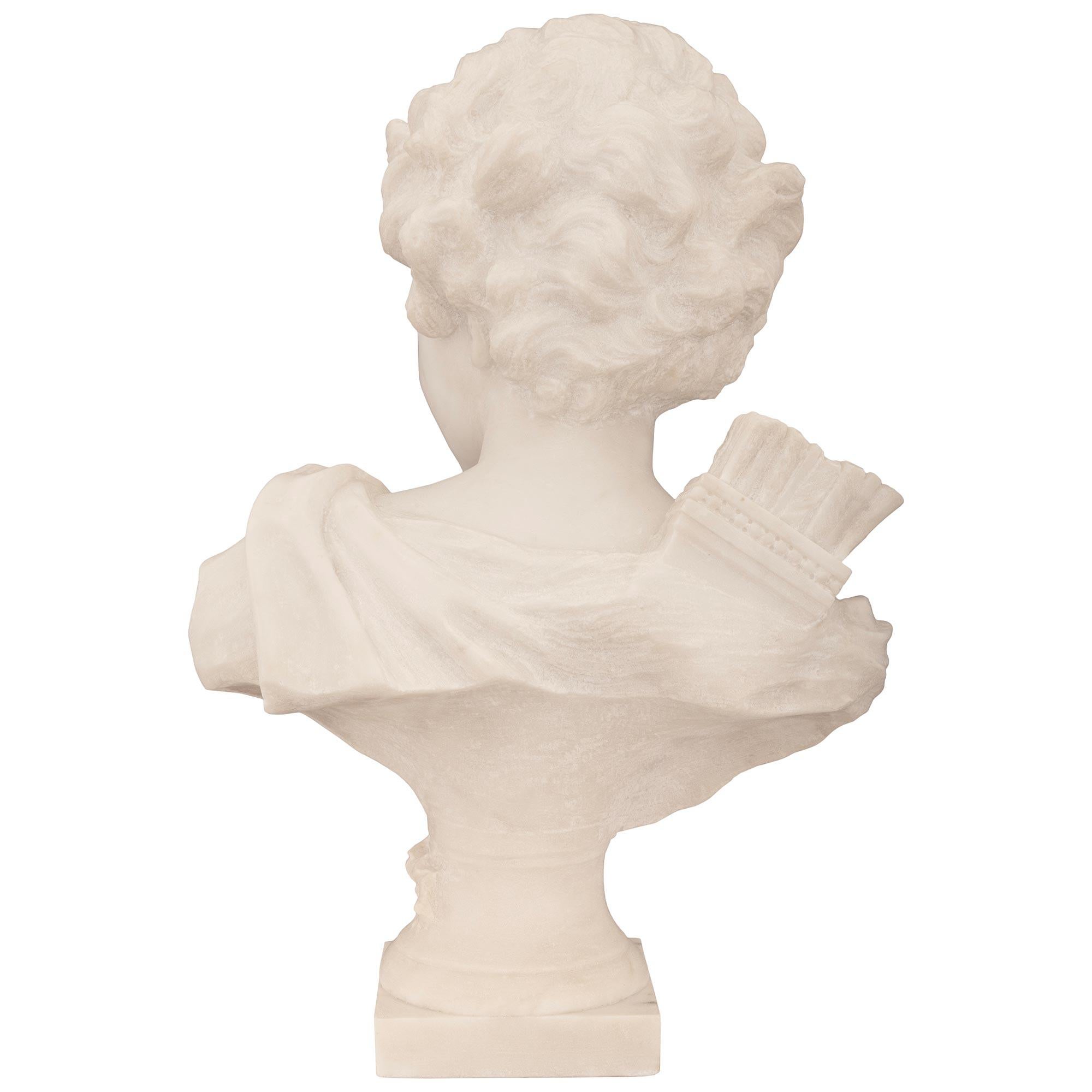 Statua di Cupido in marmo bianco di Carrara del XIX secolo, firmata A. Leonard in vendita 5
