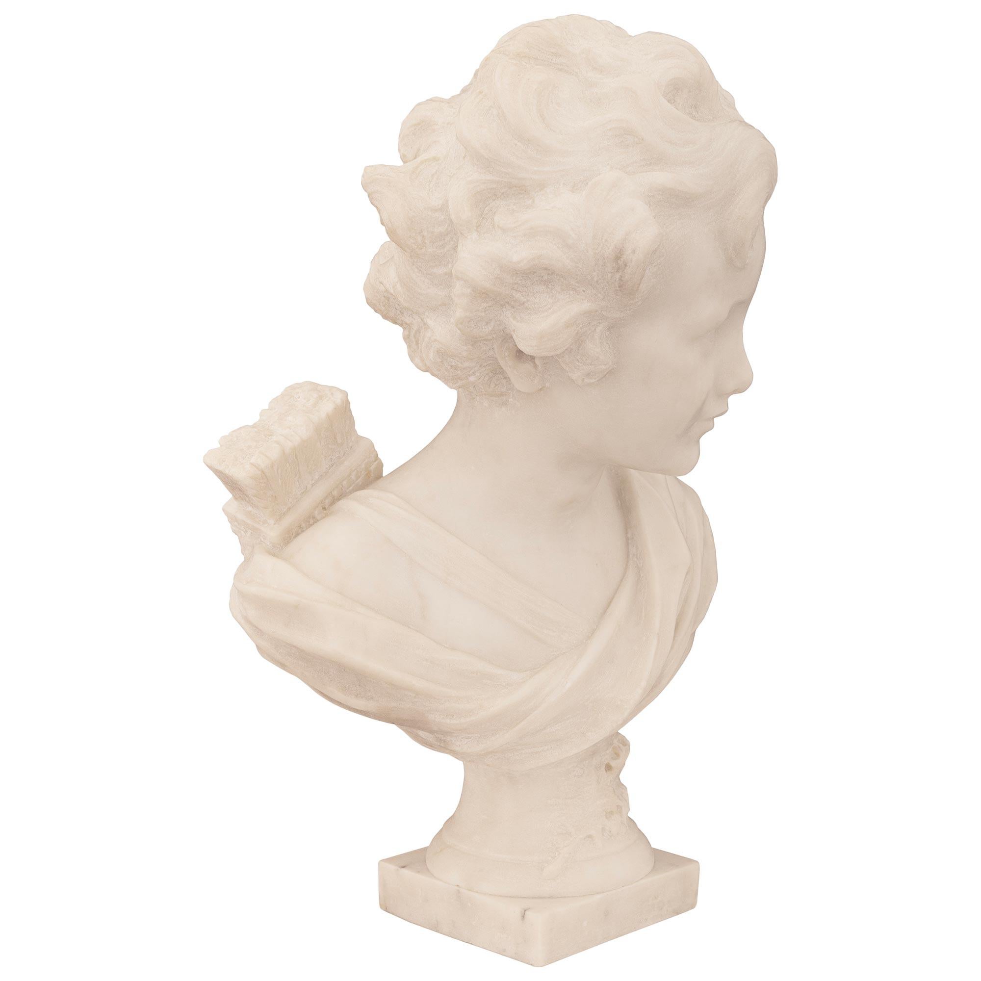 Italiano Statua di Cupido in marmo bianco di Carrara del XIX secolo, firmata A. Leonard in vendita