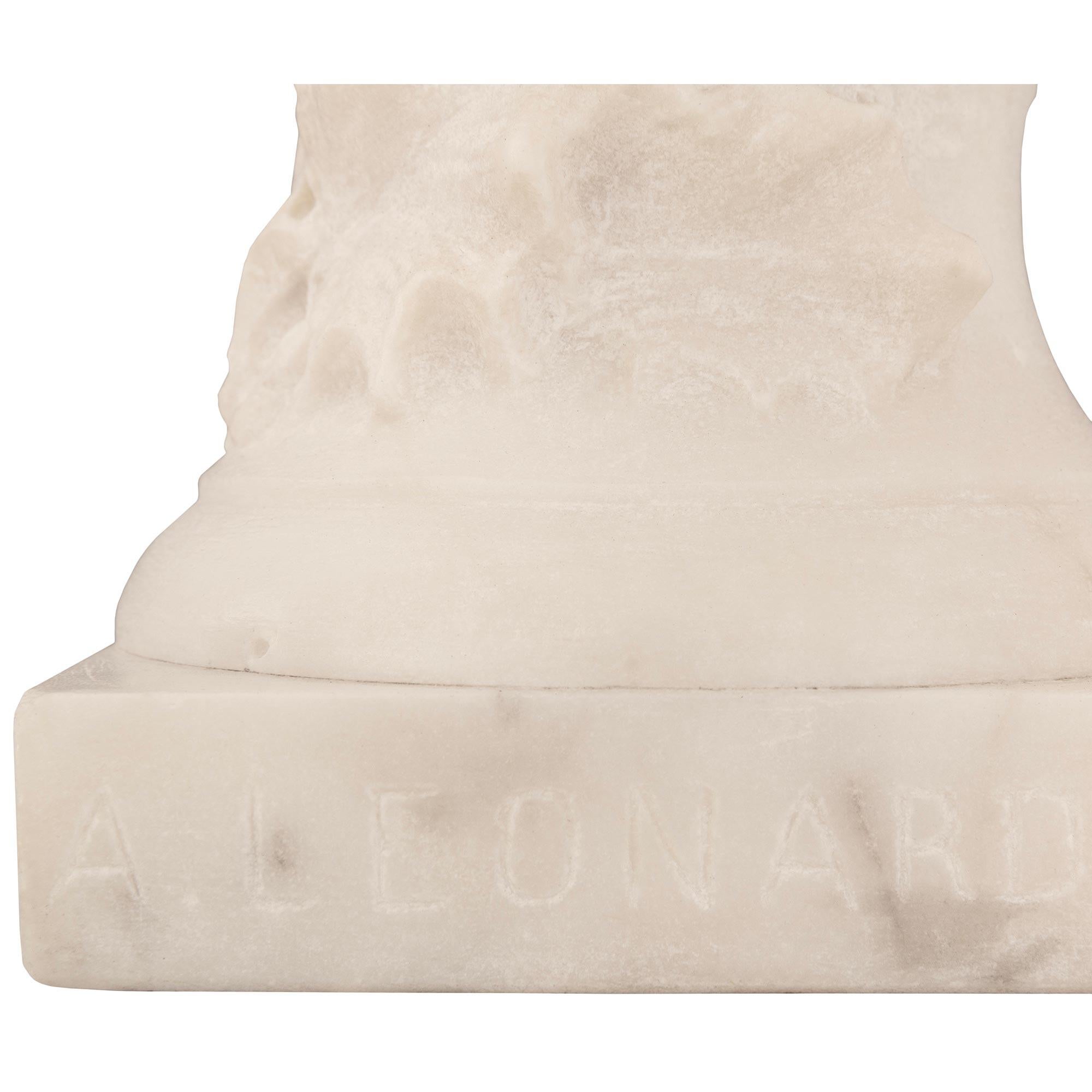 Statua di Cupido in marmo bianco di Carrara del XIX secolo, firmata A. Leonard in vendita 4