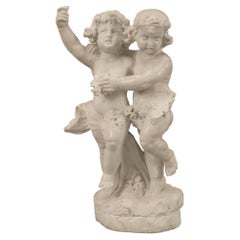 Italienische Statue aus weißem Carrara-Marmor aus dem 19. Jahrhundert mit zwei spielenden Kindern