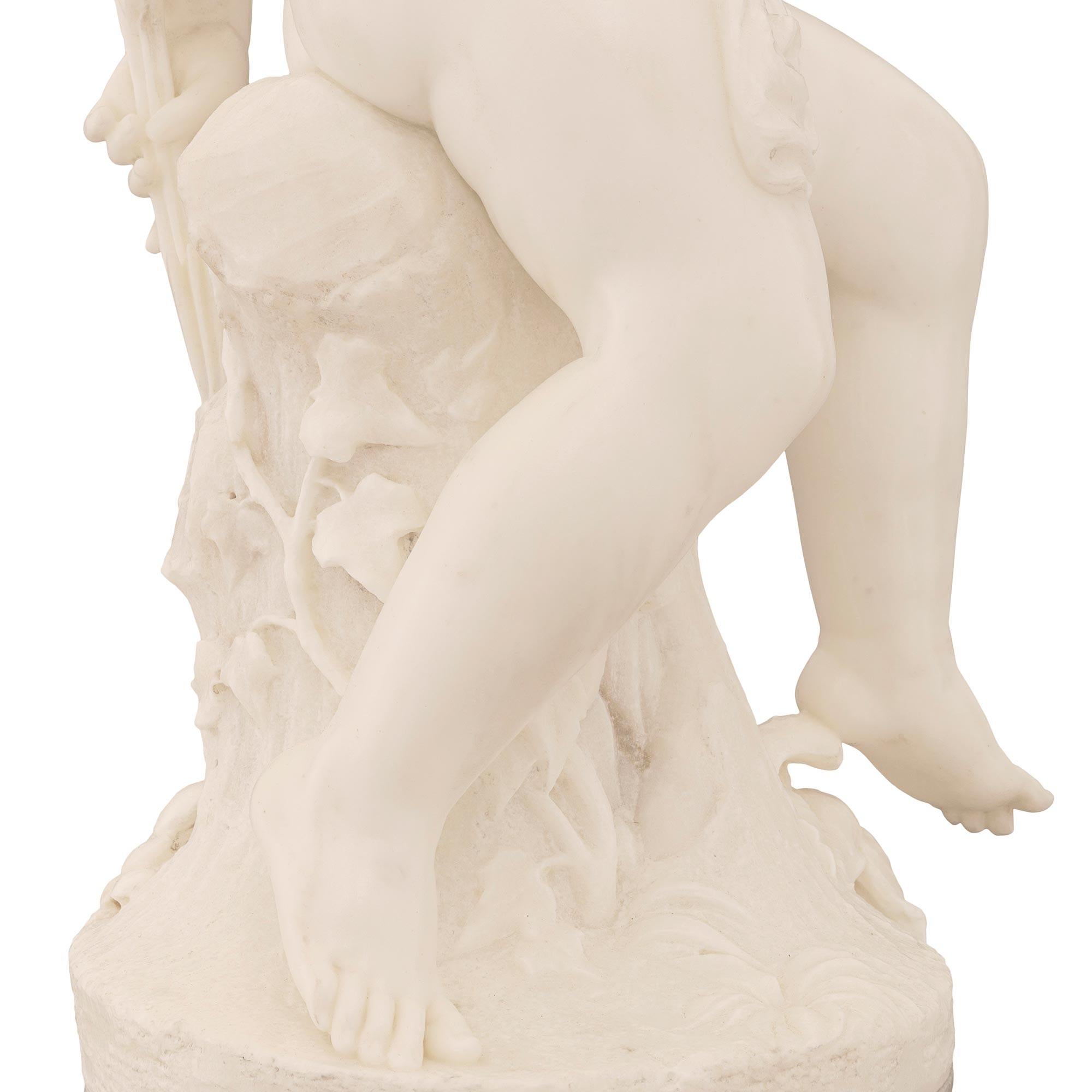 Italian 19th Century White Carrara Marble Statue On Its Original Pedestal  For Sale 7