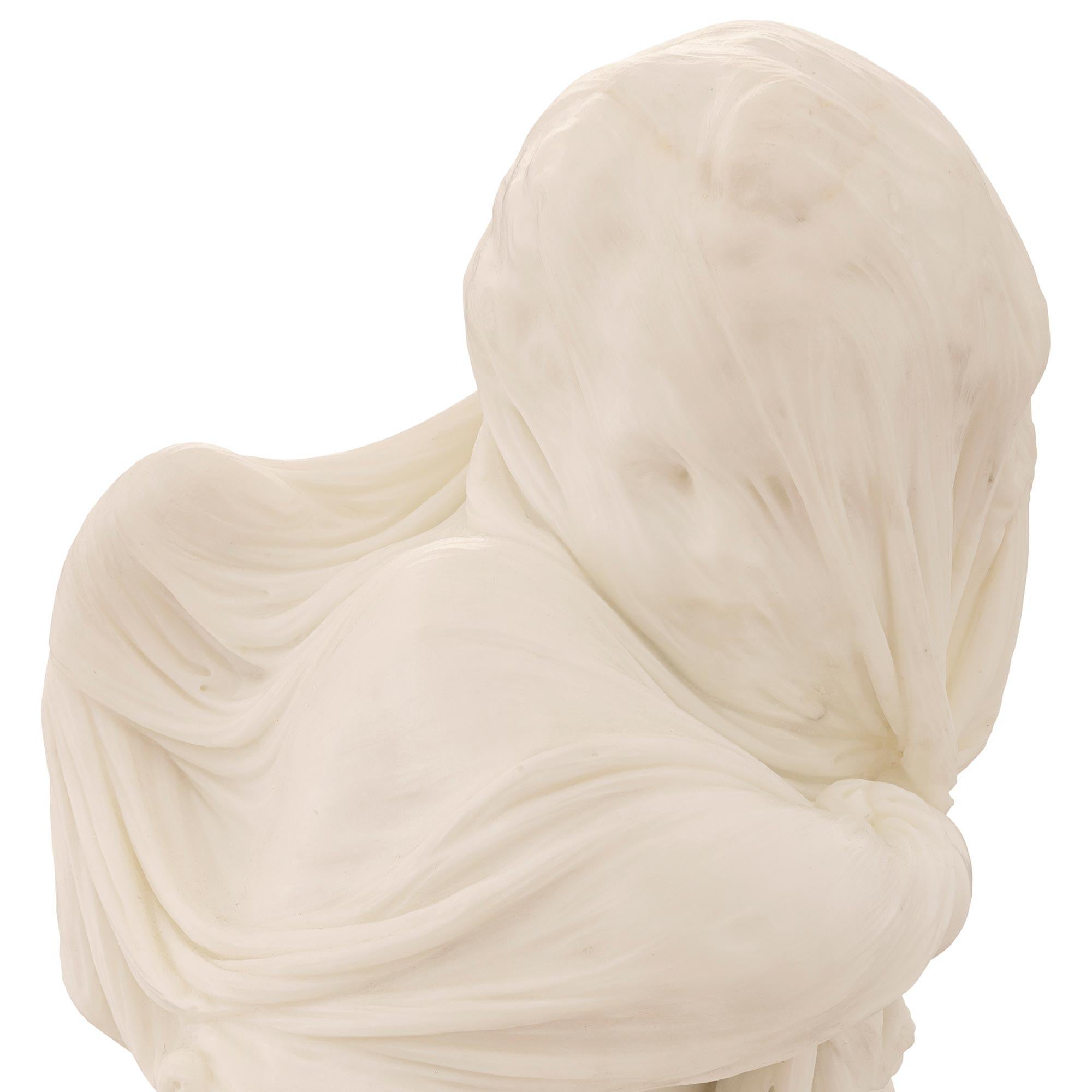 Italian 19th Century White Carrara Marble Statue On Its Original Pedestal  For Sale 5