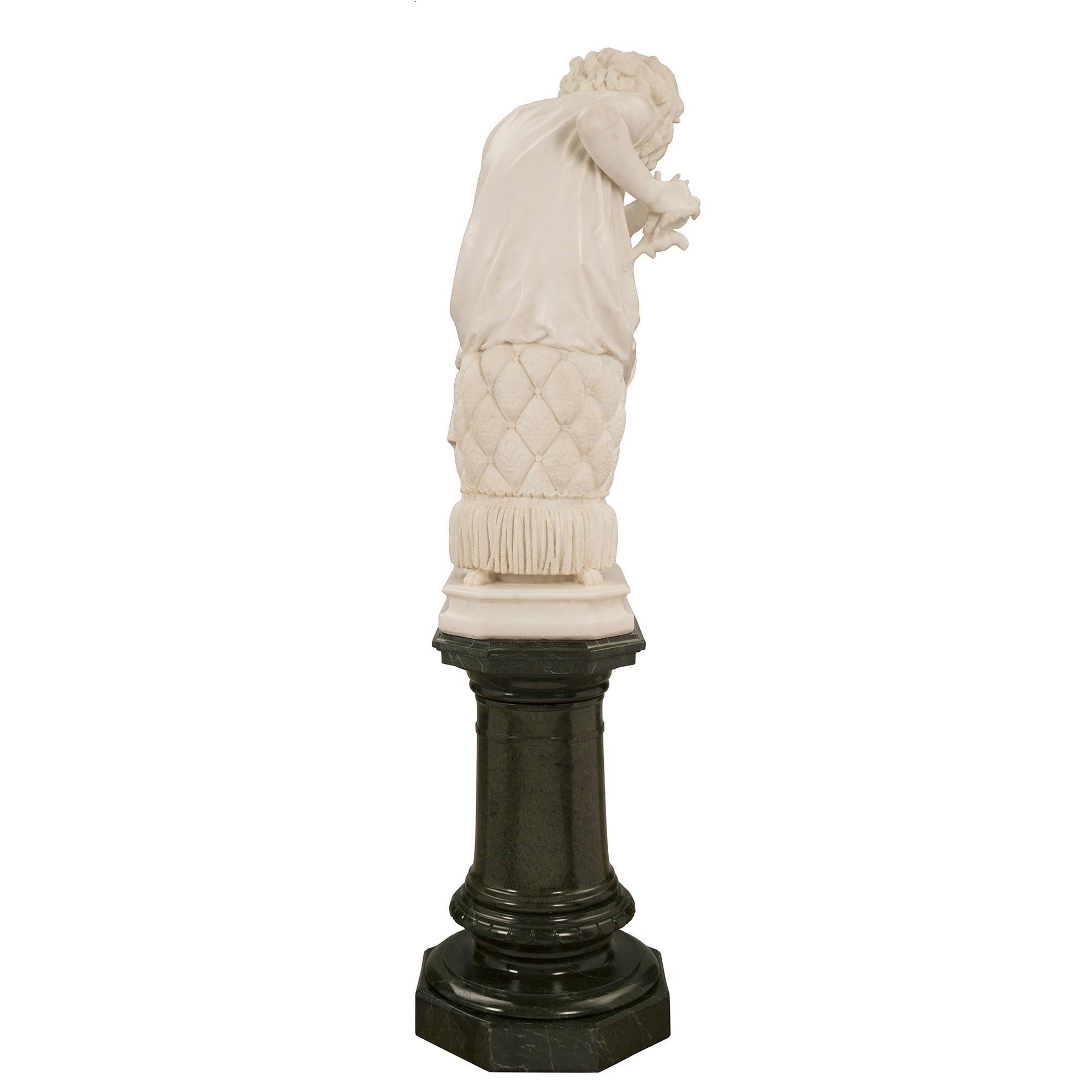 Italian 19th Century White Carrara Marble Statue on Its Original Swivel Pedestal For Sale 2