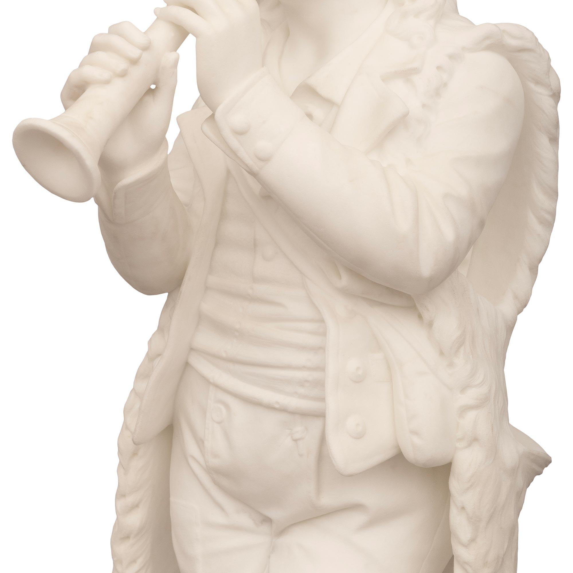 Italian 19th century white Carrara marble statue, signed G.F. Lapini For Sale 3