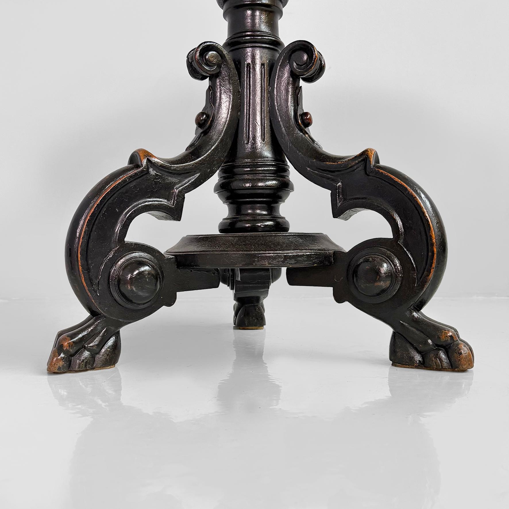 Italian 19th style table stool in wood and brown leather, 1930s For Sale 12