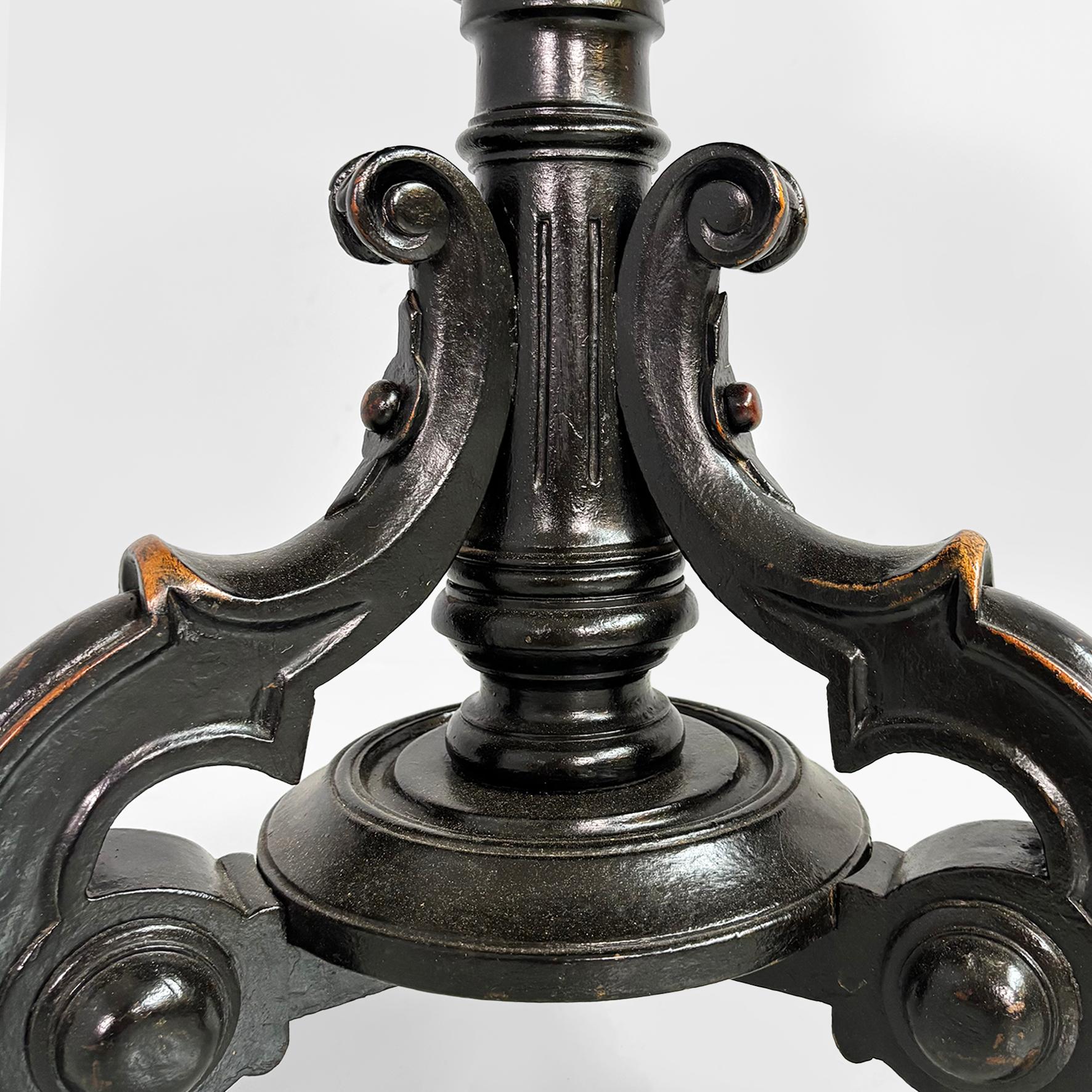 Italian 19th style table stool in wood and brown leather, 1930s For Sale 3
