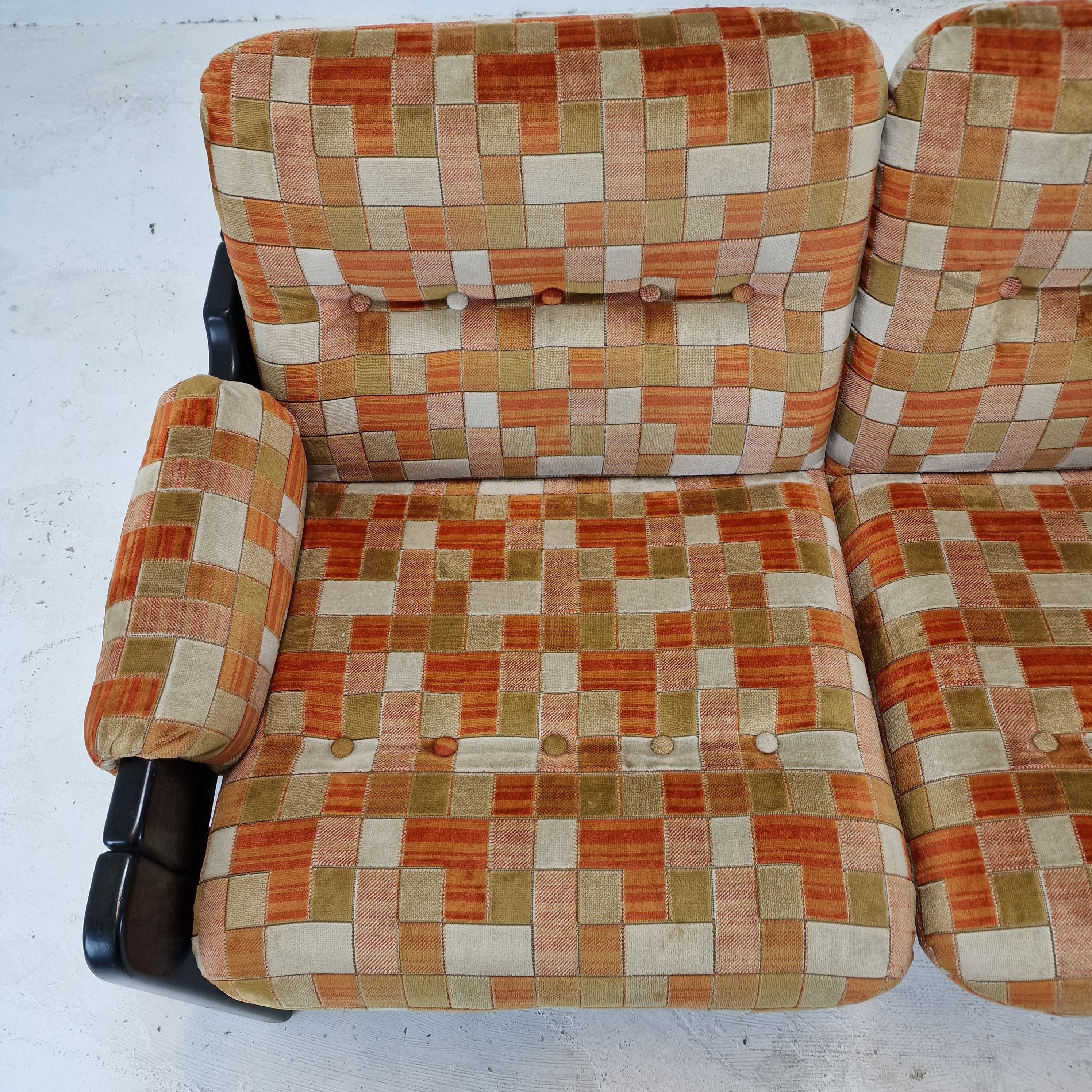 Italienisches 2-Sitz-Sofa, 1980er-Jahre im Angebot 12