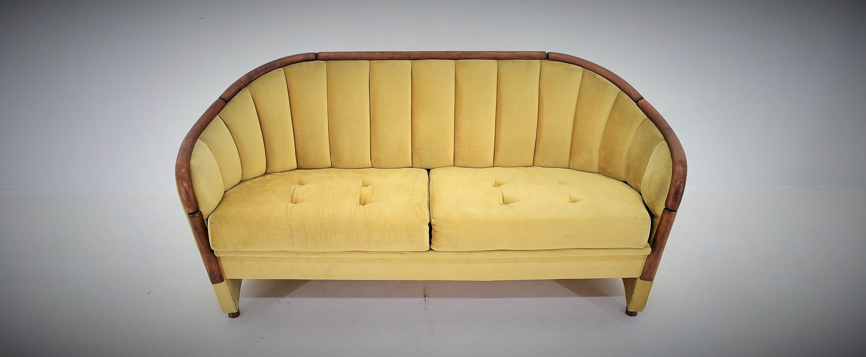 Italienisches 2-Sitz-Sofa im Stil von Gio Ponti, 1950er Jahre (Moderne der Mitte des Jahrhunderts) im Angebot