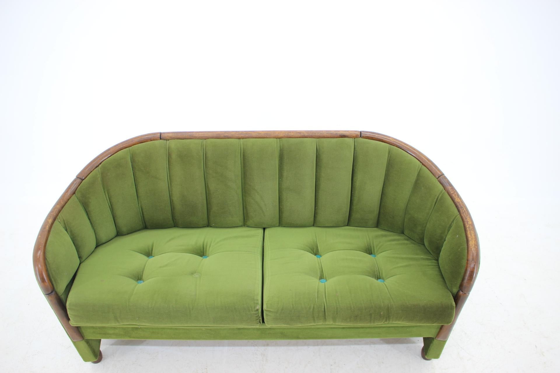 Italian 2-Seat Sofa in the Style of Gio Ponti, 1950s In Good Condition In Praha, CZ