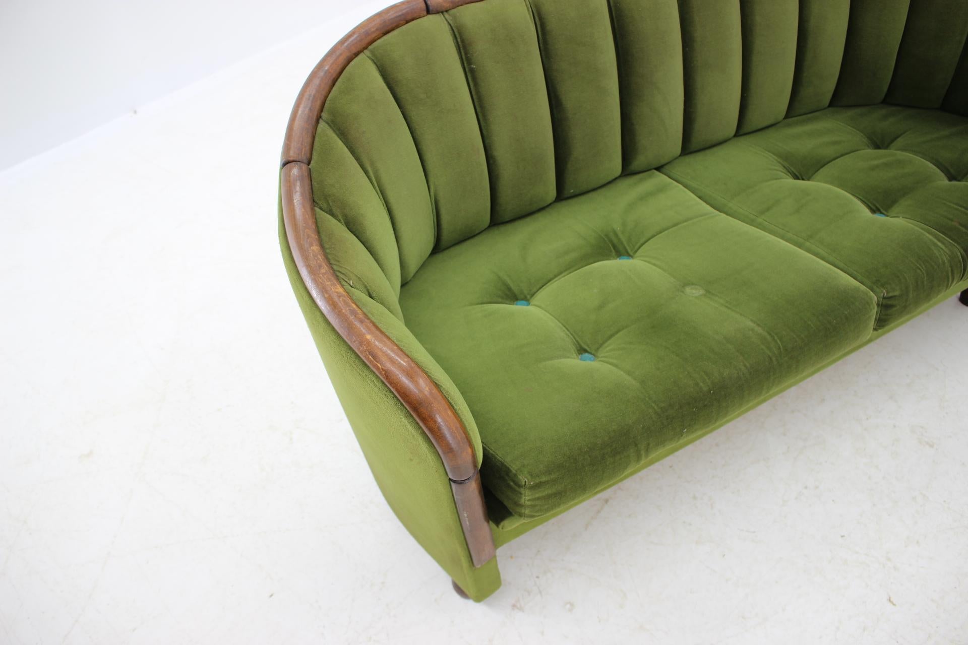 Italian 2-Seat Sofa in the Style of Gio Ponti, 1950s 2