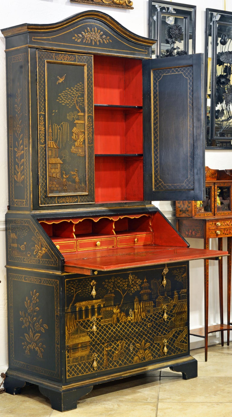 Italian 20th Cent Painted And Gilt Chinoiserie Decorated Two Part