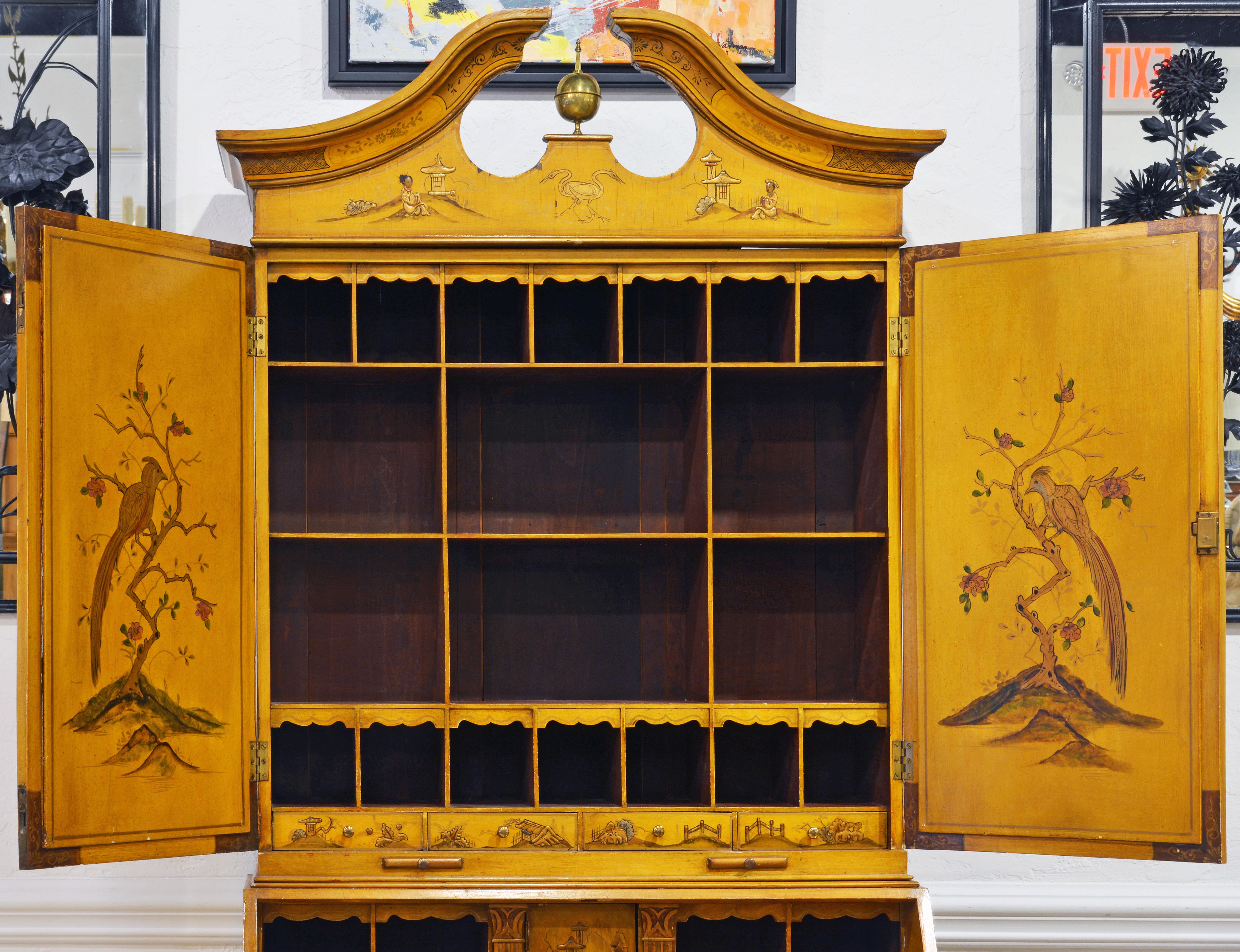 Italian 20th Century Painted and Gilt Chinoiserie Decorated Two-Part Secretary Desk