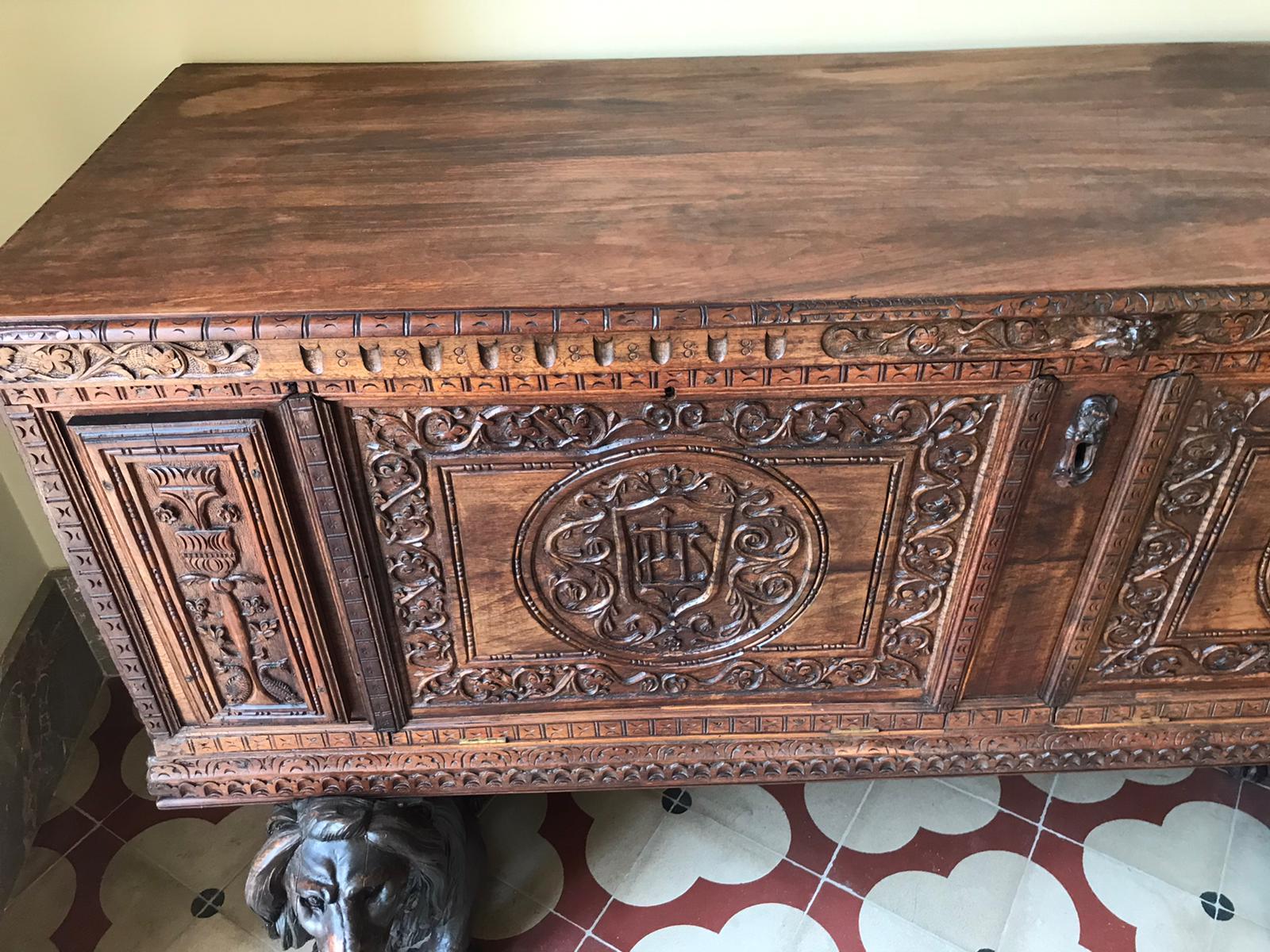 Italian 20th Century Baroque Style Carved Walnut Figural  Cassone Chest- Boot In Good Condition For Sale In London, GB