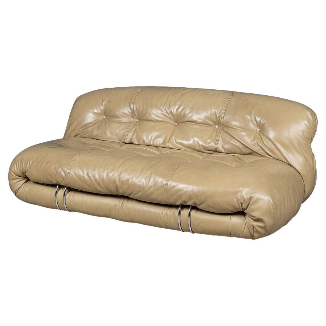 Italian 20th Century Beige "Soriana" Leather Sofa By Tobia Scarpa For Cassina For Sale