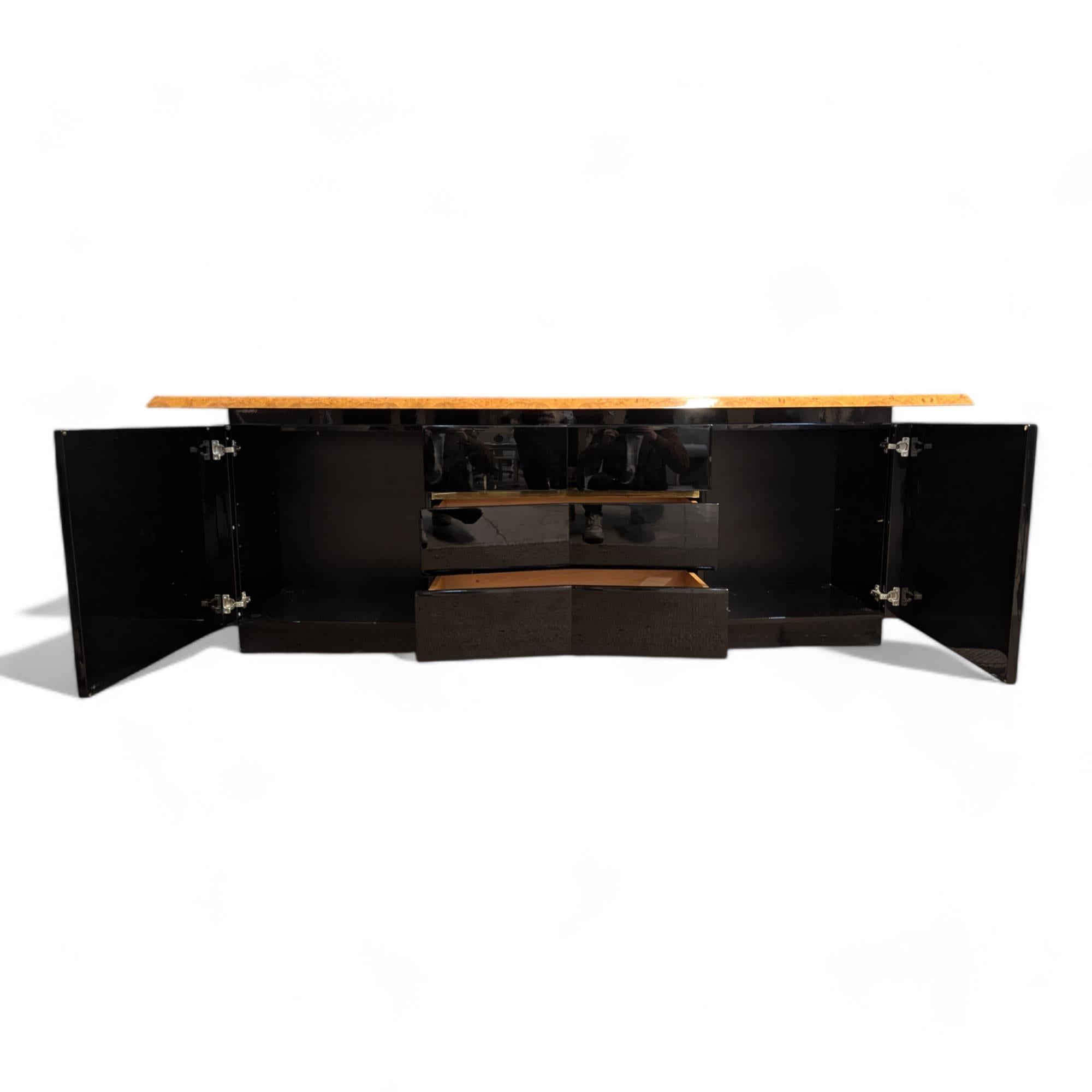 Italian 20th Century Elm Burl by Jean Claude Mahey Mid-Century Modern Sideboard In Good Condition In CANTELEU, FR