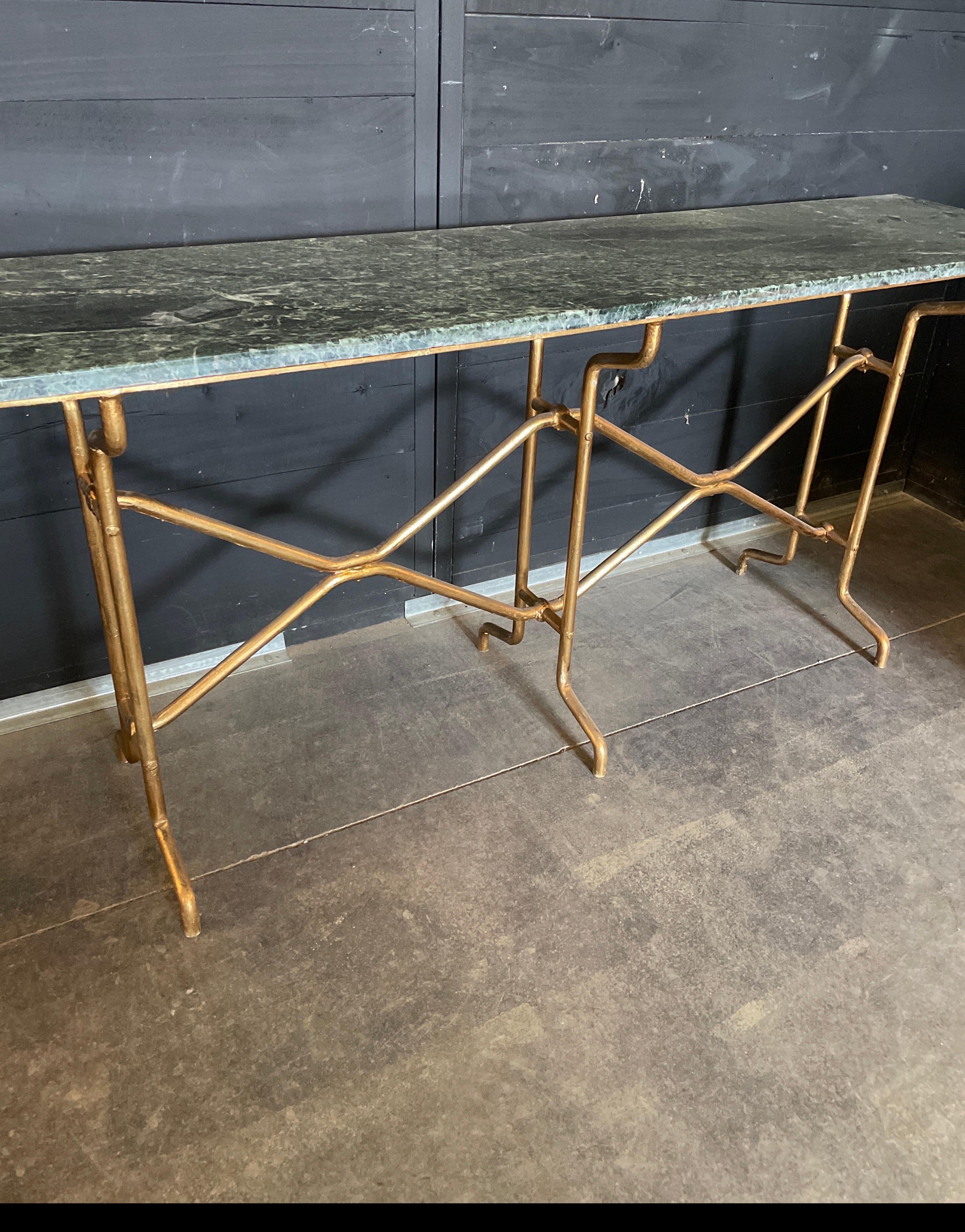 Italian 20th Century Giovanni Banci Hammered Gilt Iron Console With Marble Top. For Sale 4