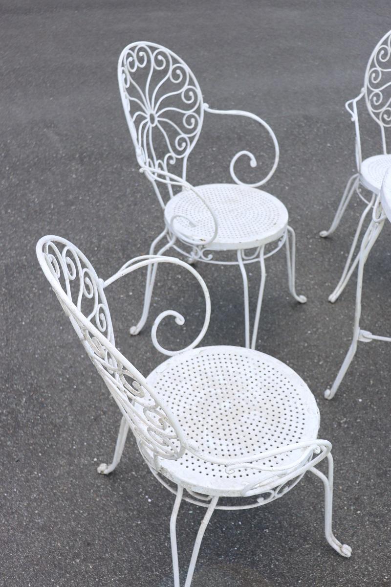 Laccato Set da giardino in ferro del XX secolo con 6 poltrone e tavolo rotondo in vendita