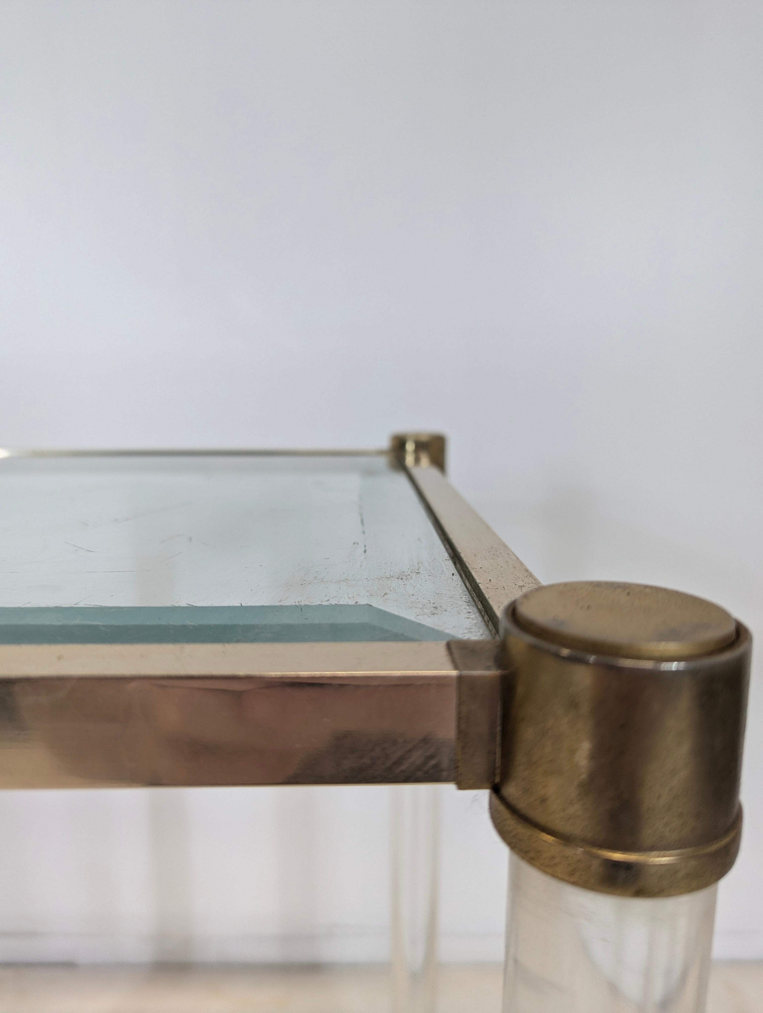 Italian 20th Century Metal and Plexiglass Mid-Century Modern Side Table For Sale 1