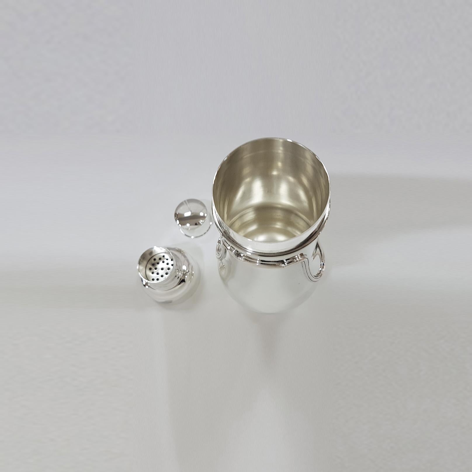 Coctelera 800 de plata maciza italiana del siglo XX en venta 7