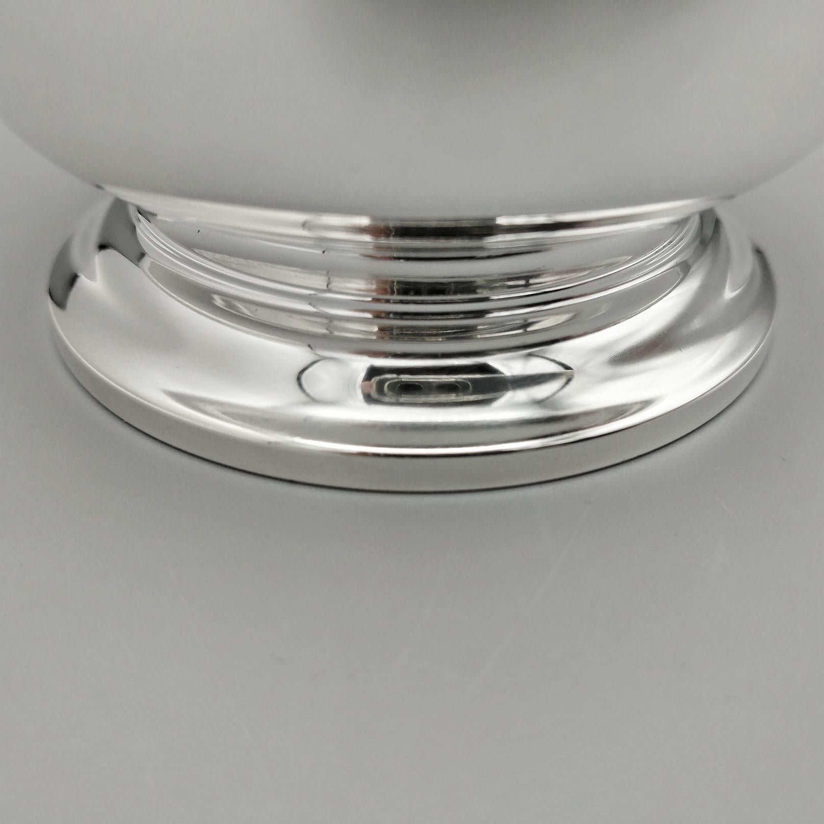 Coctelera 800 de plata maciza italiana del siglo XX en venta 1