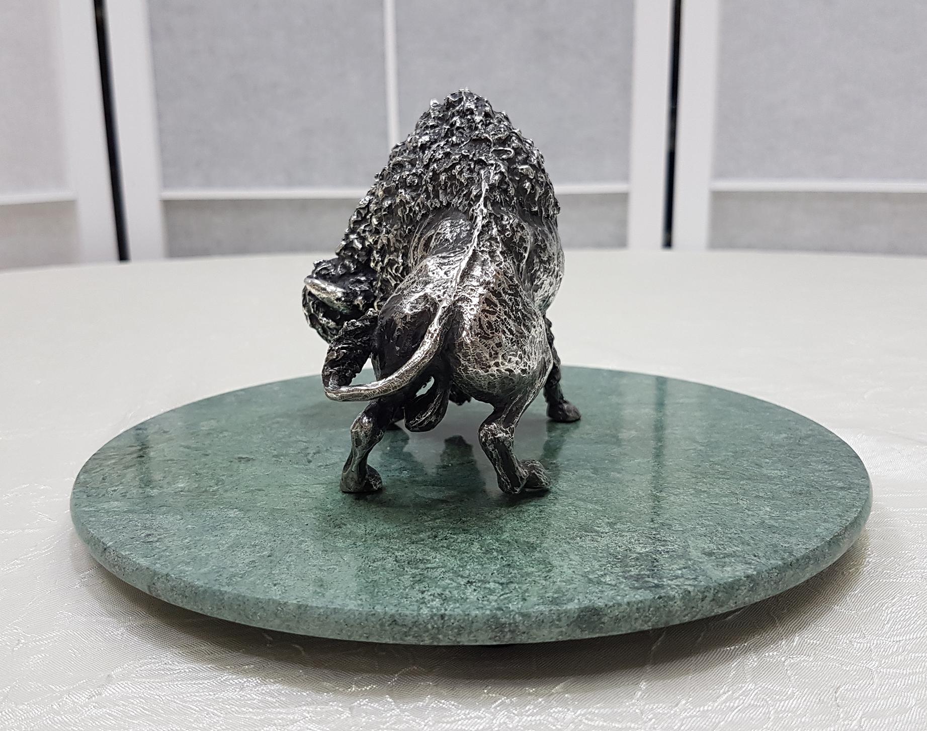 Arts and Crafts Italian 20th Century Solid Silver rare Bison Sculpture on Marble Removable Base For Sale