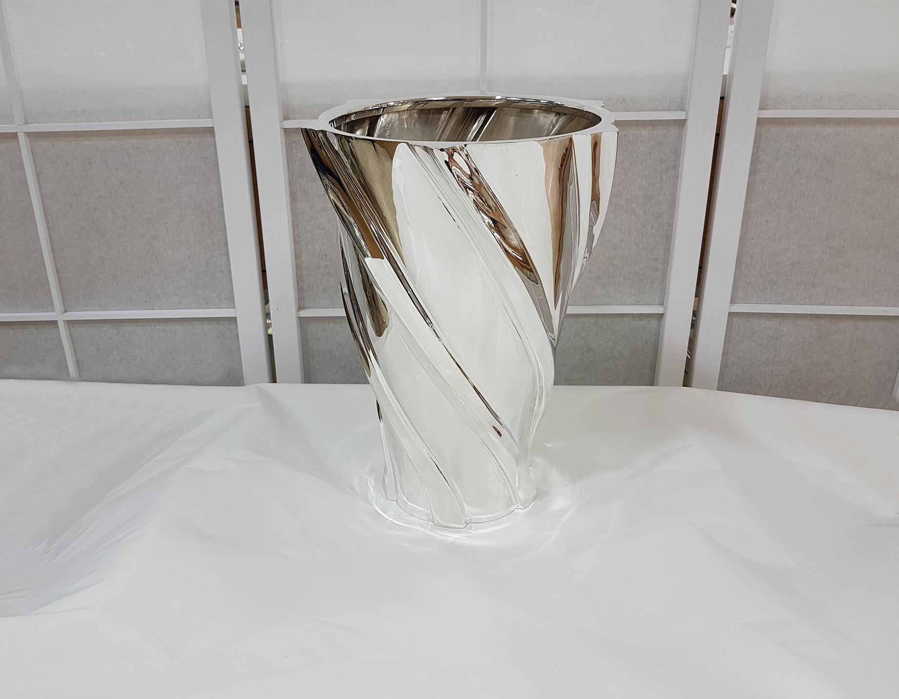 Italian 20th Century Sterling Silver Torchon Vase For Sale 11