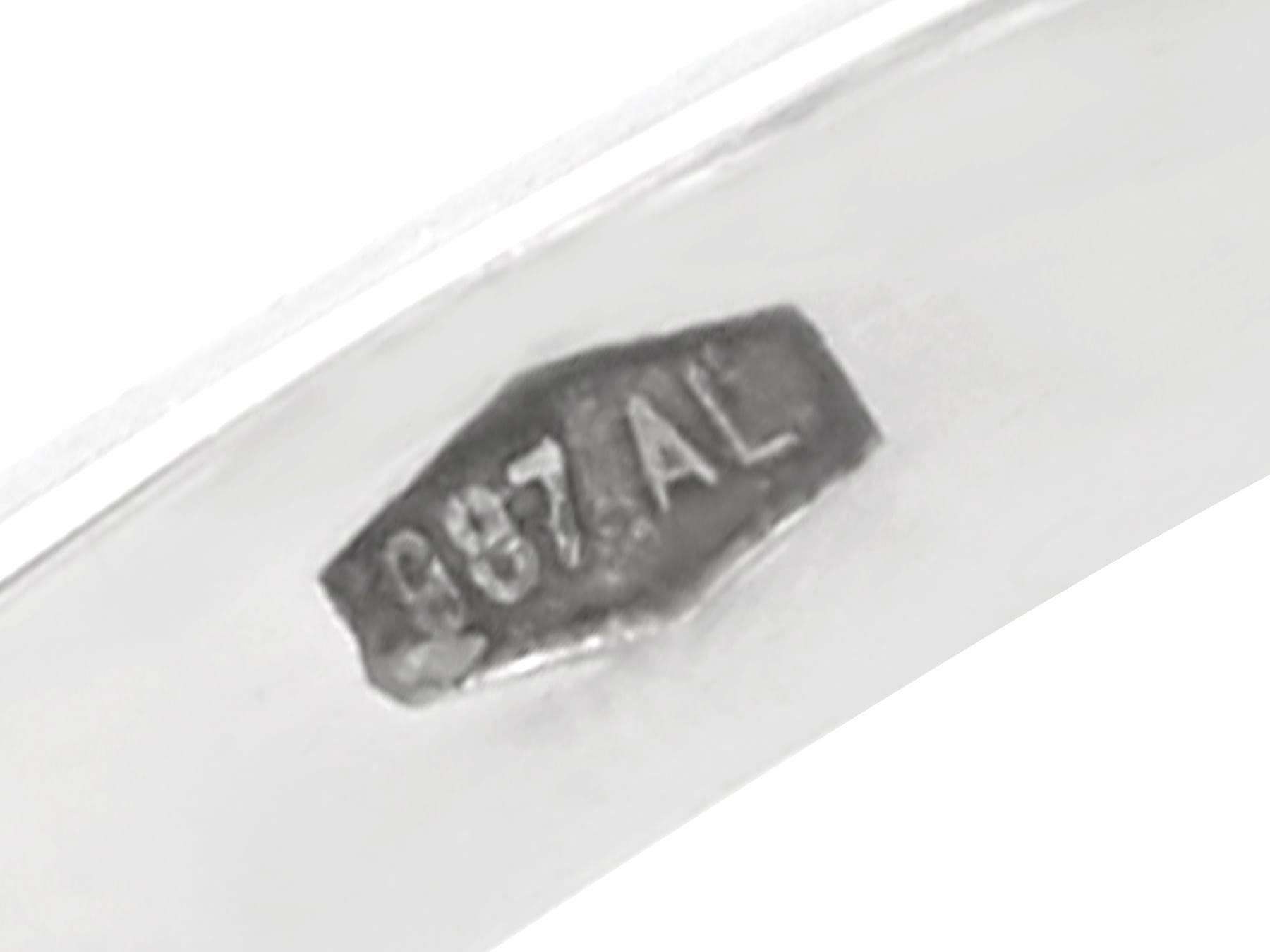 Anello italiano con zaffiro da 2,50 carati e diamante da 0,70 carati in oro bianco 18k Circa 1960 in vendita 7