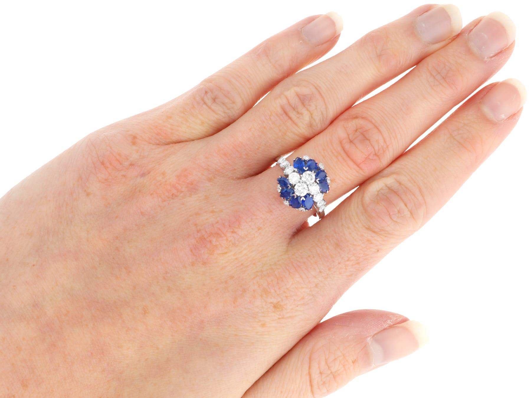 Anello italiano con zaffiro da 2,50 carati e diamante da 0,70 carati in oro bianco 18k Circa 1960 in vendita 10