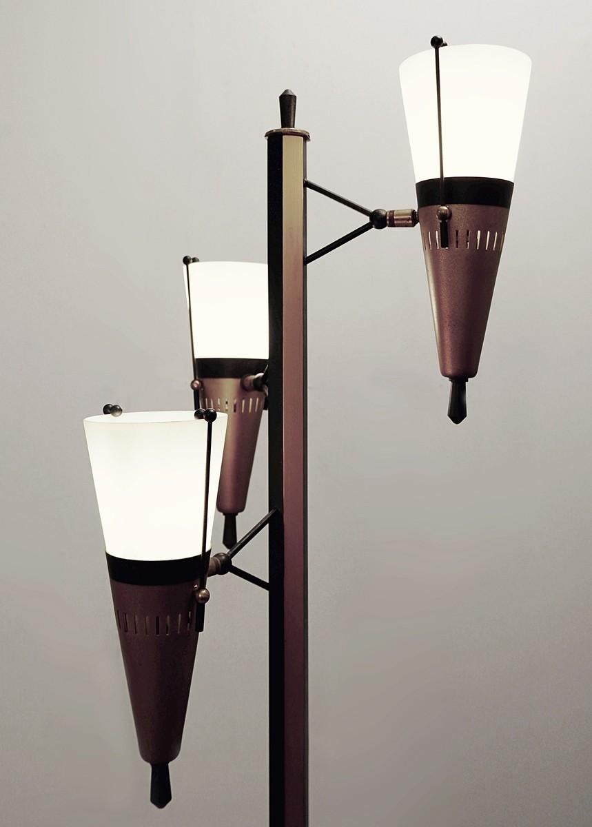 Italian 3-light floor lamp.