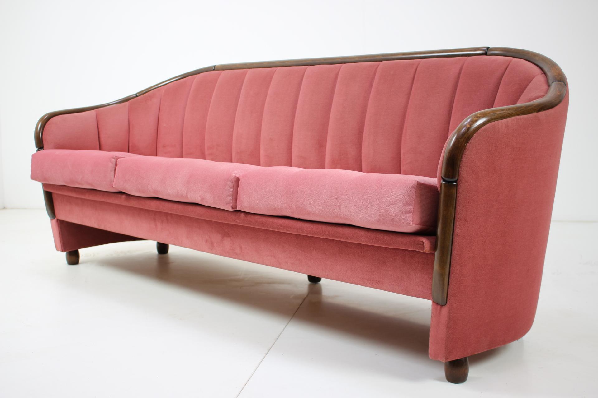 Italian 3-Seat Sofa in the Style of Gio Ponti, 1950s 4