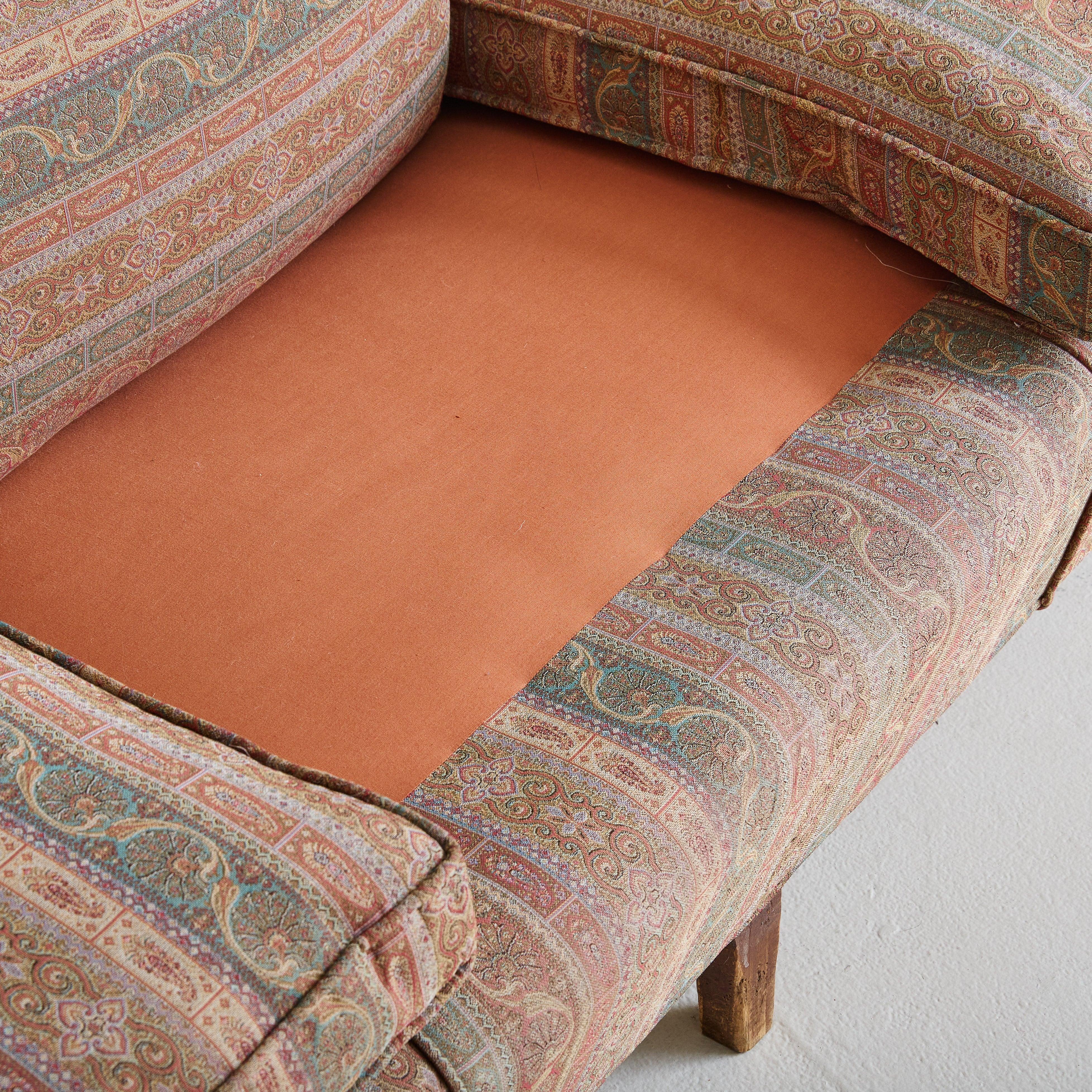 Italian 3-Seat Sofa with Original Paisley Upholstery, 1960s im Angebot 4