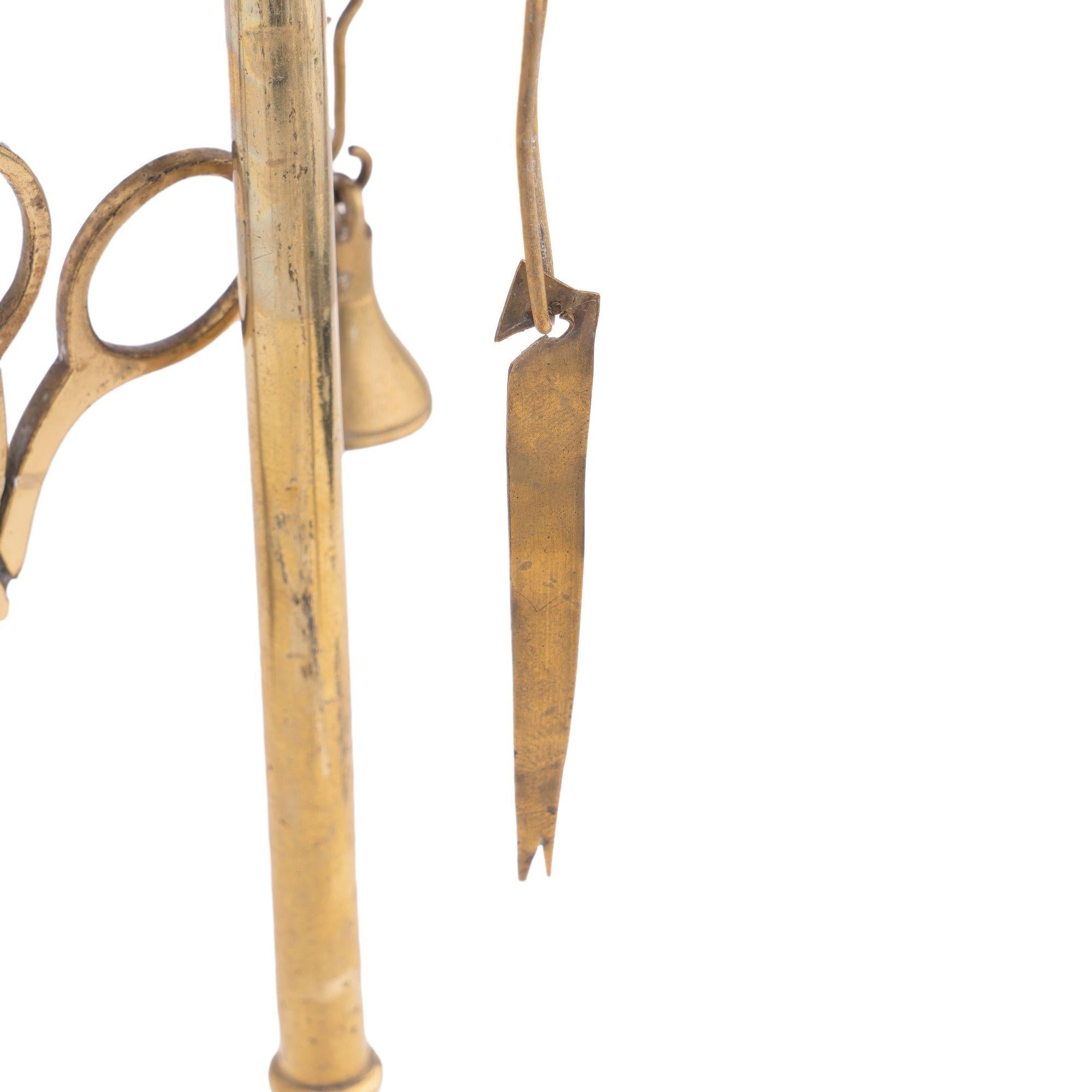 Italienische Öllampe aus Messing mit 3 Löffeln und Korbgefäßen, 1790 im Angebot 5