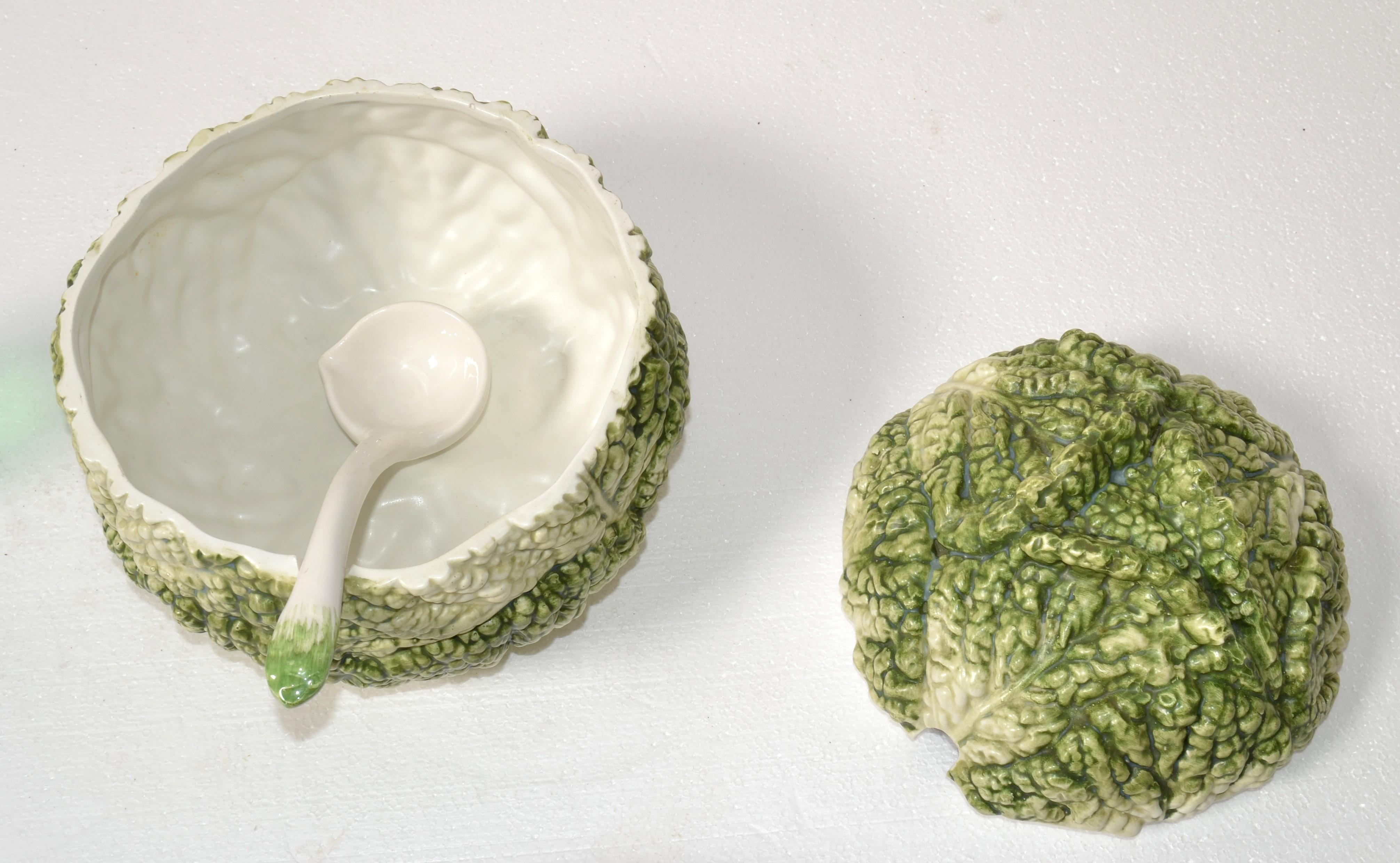 Fait main Louche à soupe à chou en céramique italienne 3D grandeur nature, peinte à la main, vert et blanc