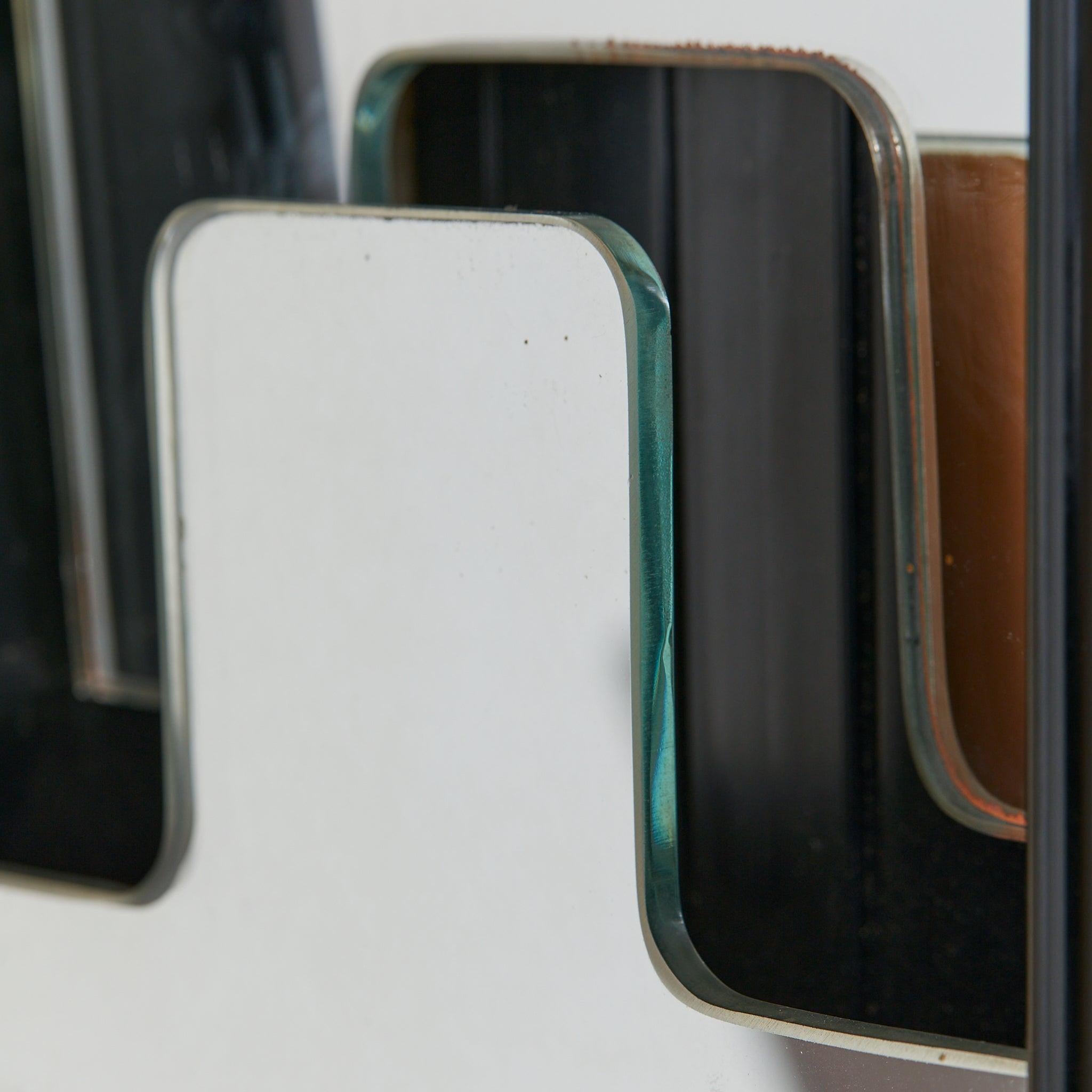 Italian 4-Piece ‘Gronda’ Wall Mirror + Coat Rack by Luciano Bertoncini, 1972 Bon état - En vente à Chicago, IL