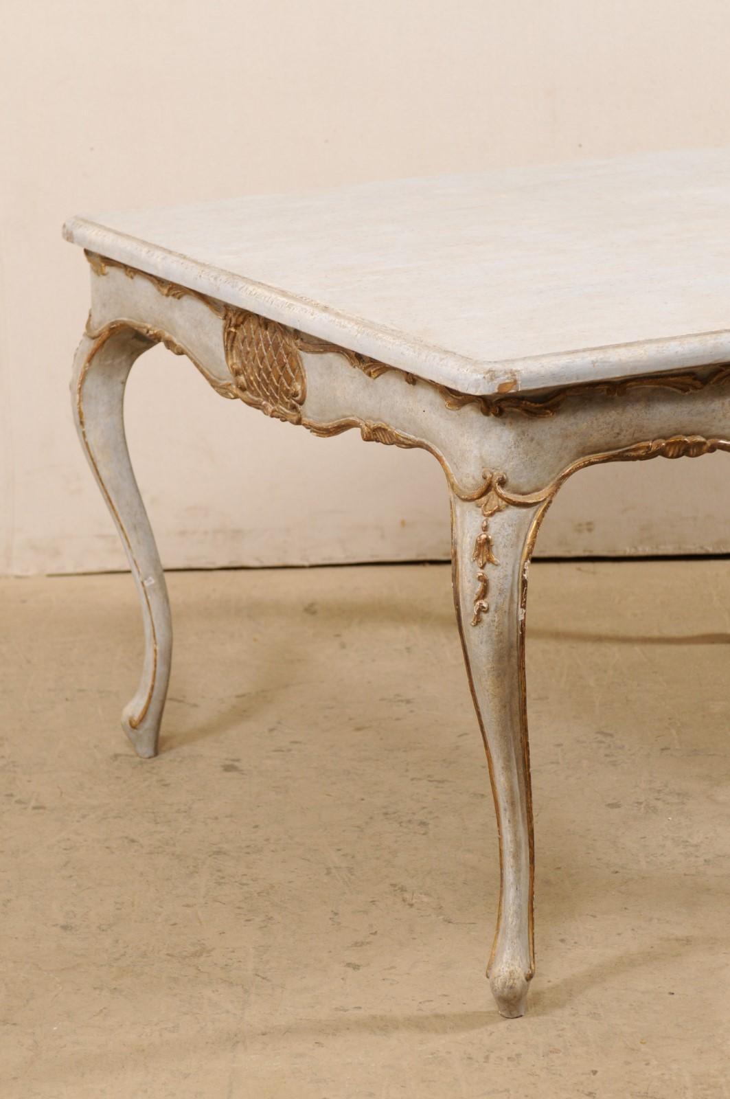 Italian Square-Shaped Wood Table w/ Elegant Legs, Scalloped Skirt & Gilt Accents In Good Condition For Sale In Atlanta, GA