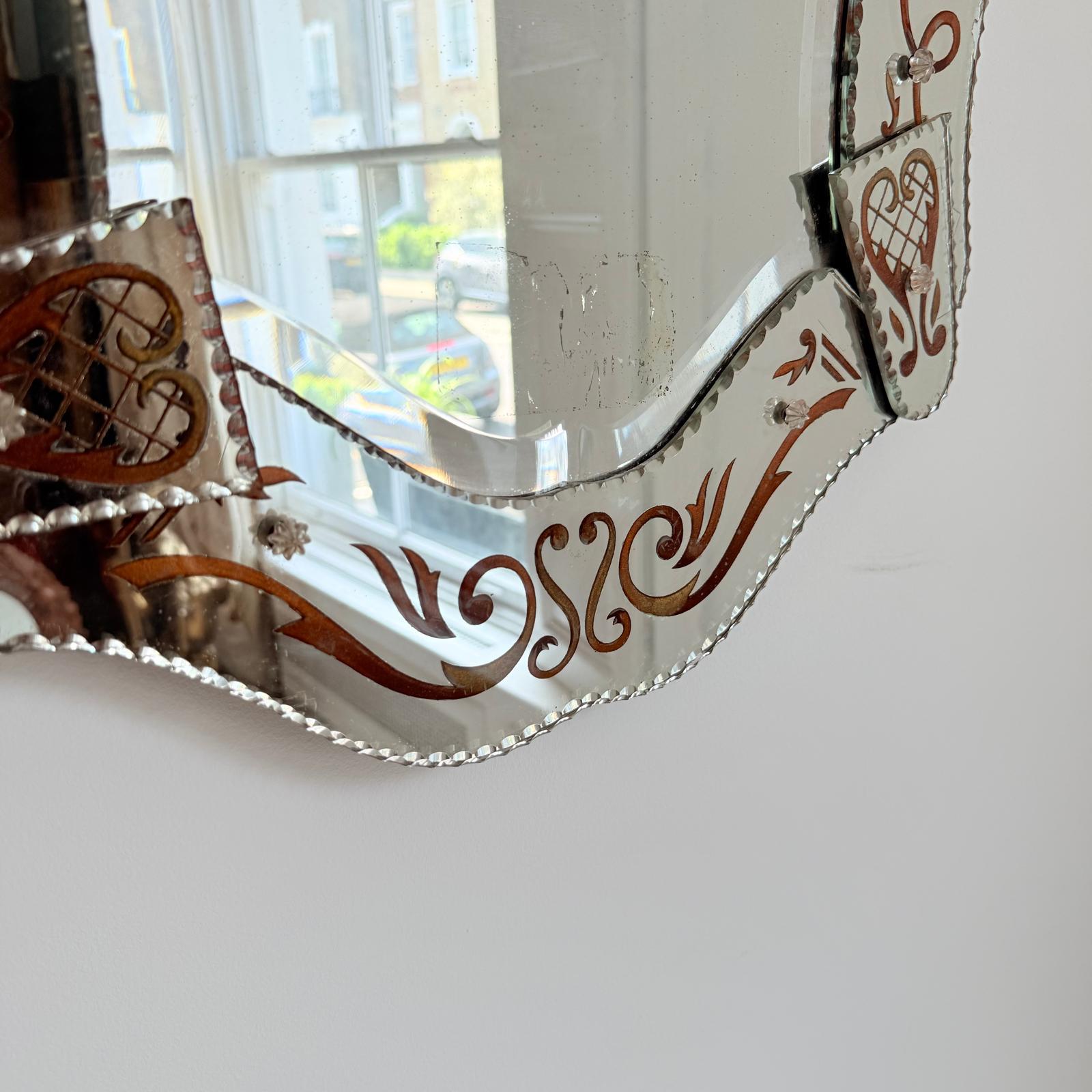 Miroir italien de style vénitien des années 50 en vente 2