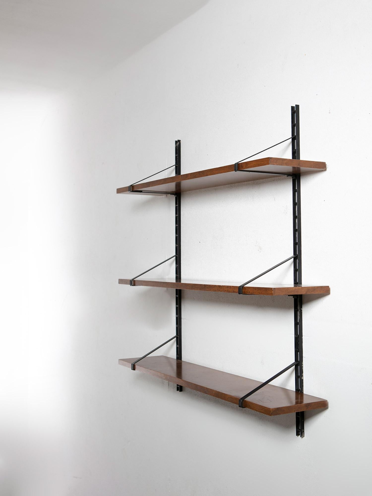 Italian Modular Wall Bookcase, Italy, 1950s In Good Condition For Sale In Milan, IT