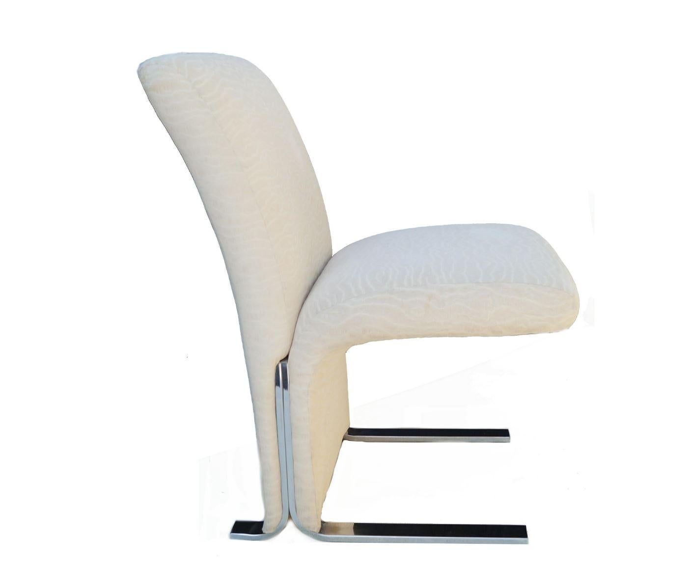 Italian 6 Mid-Century Modern Contemporary Cantilever Chrome Dining Room Chairs (chaises de salle à manger) Bon état - En vente à Wayne, NJ
