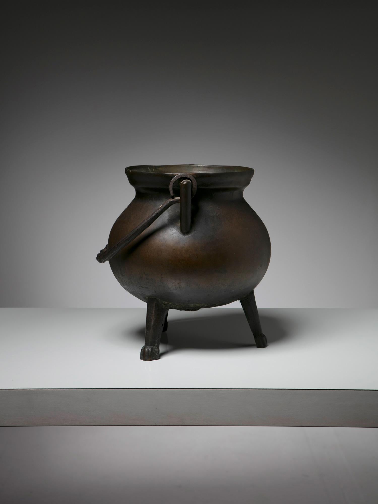Pflanzgefäßhalter/Vase aus Bronze, Italien, 1950er Jahre im Zustand „Gut“ im Angebot in Milan, IT