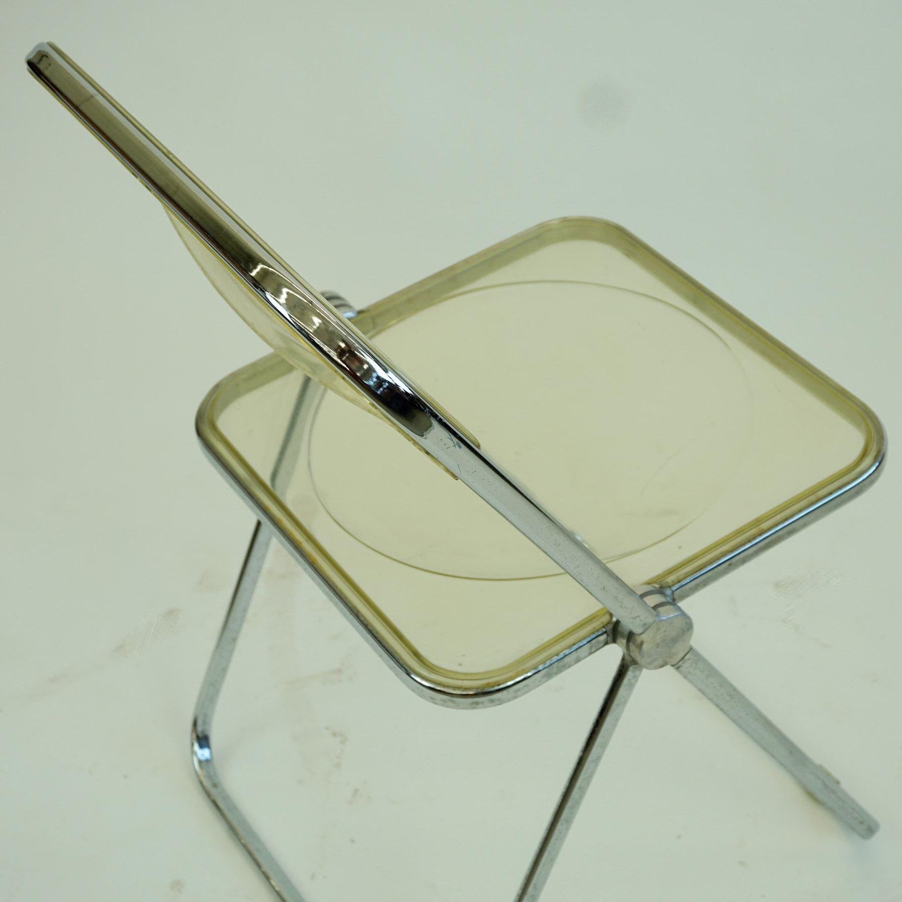 Italian 1960s Chrome and Lucite Plia Folding Chairs by G. Piretti for Castelli 4