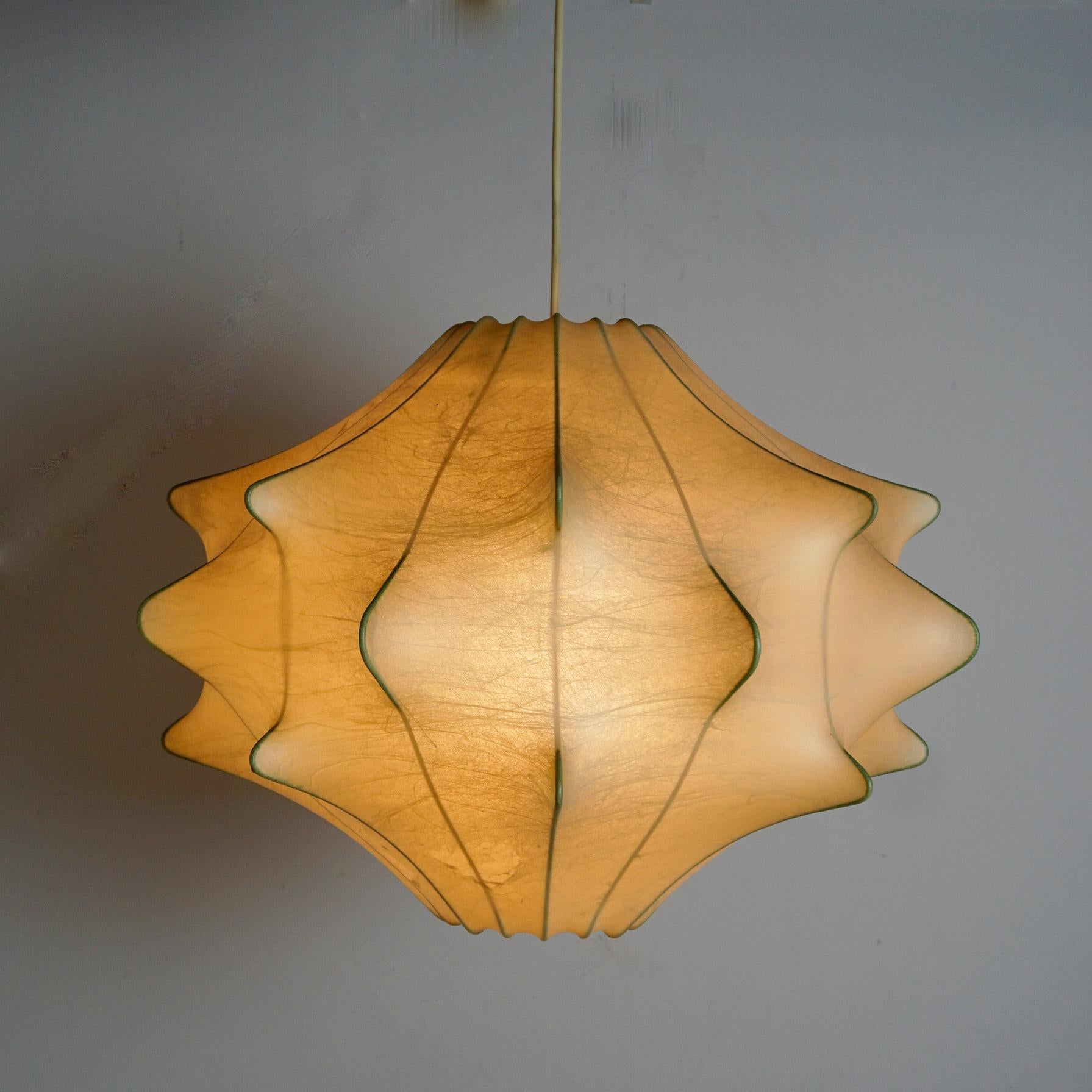 Italian 60s Cocoon Pendant Lamp in the Style of Castiglioni and Flos 2