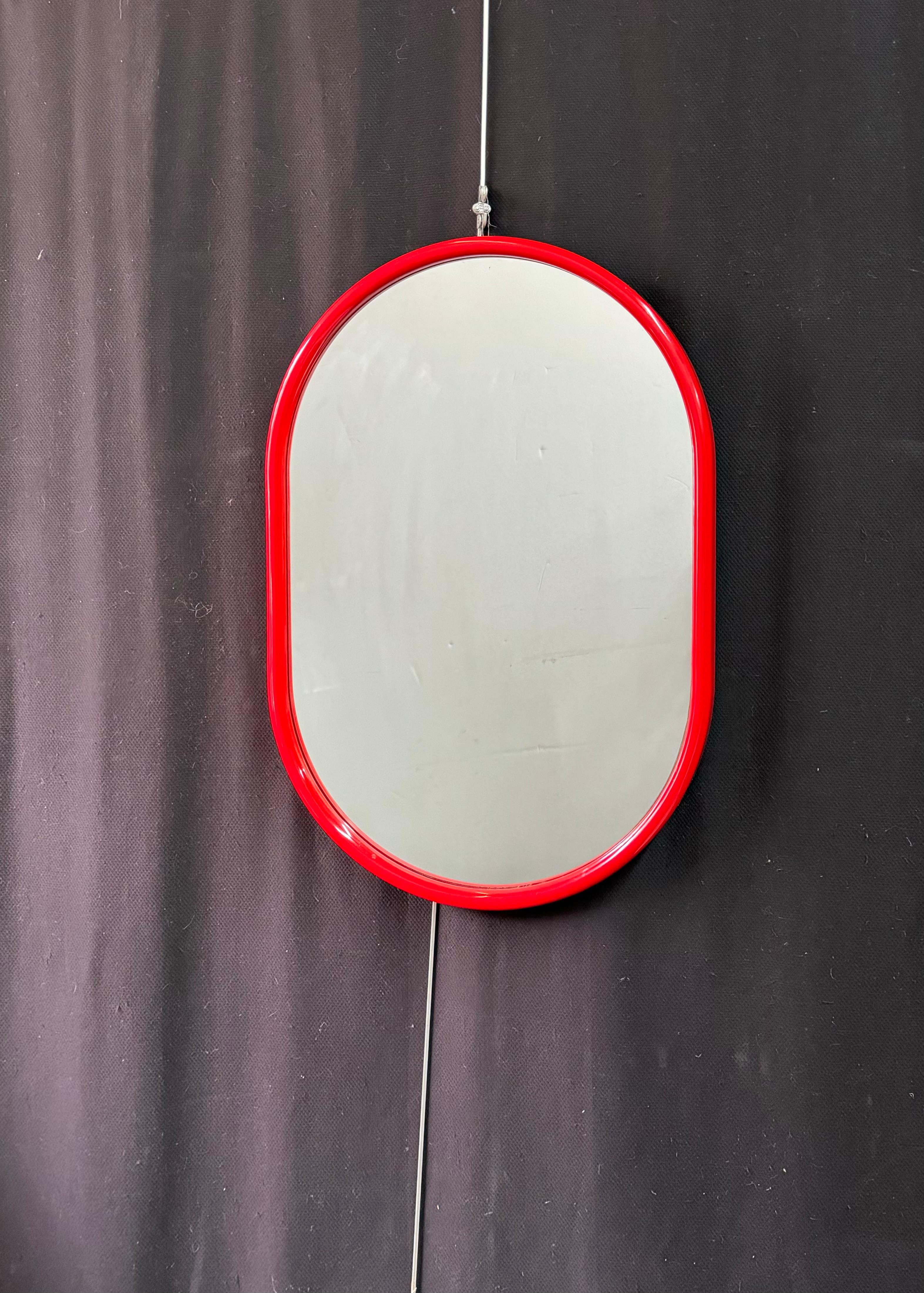 Italian 60’s Mod Oval Red Acrylic Mirror For Sale 4