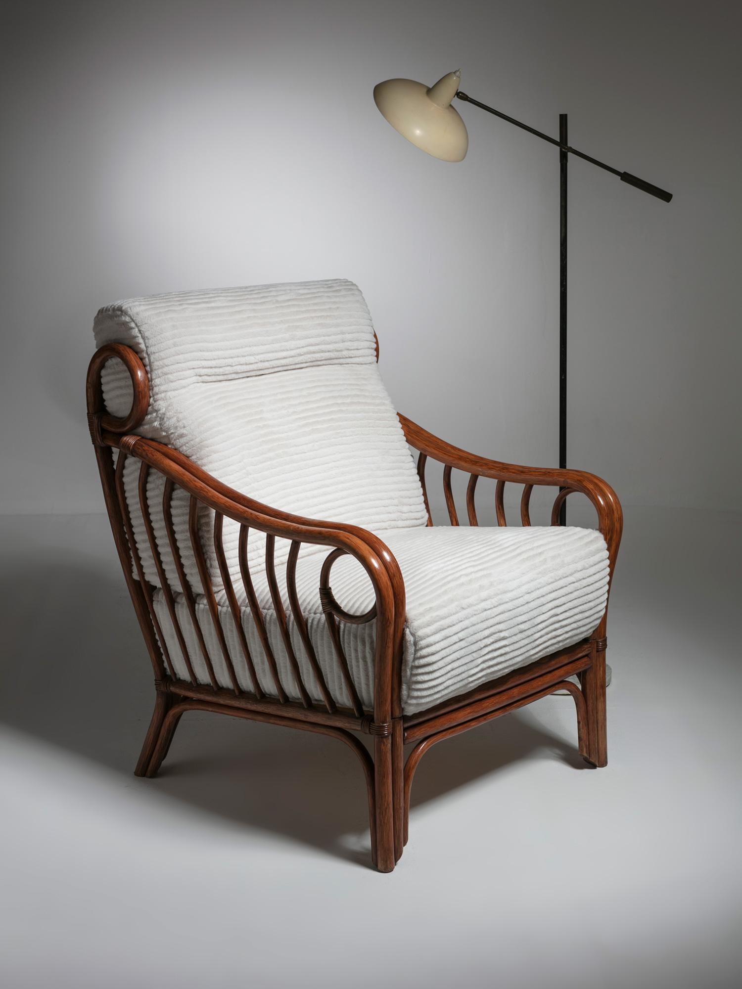 Italian 1960s Wicker Lounge Chair 4