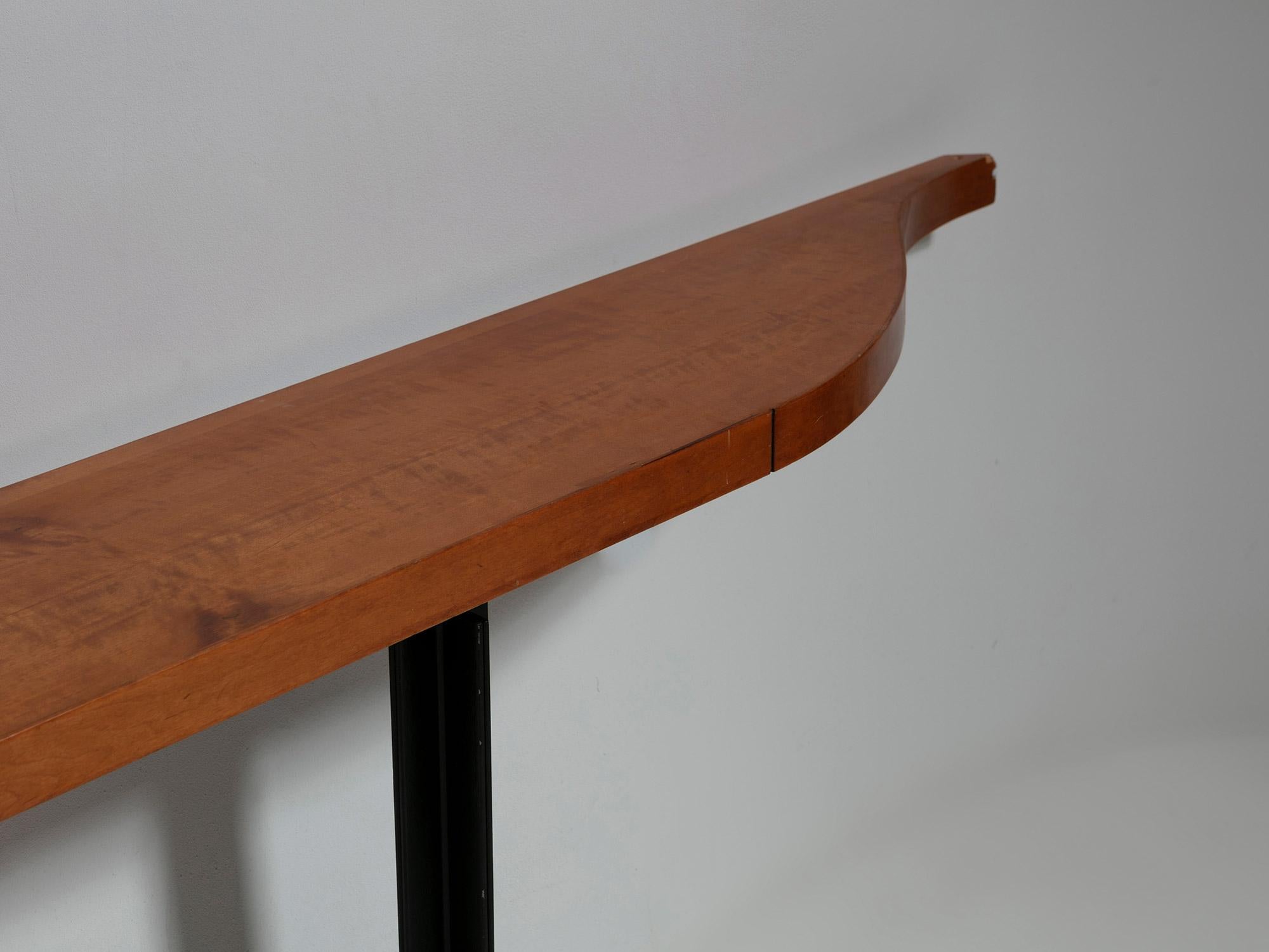 Italienische 60er Wood Konsole im Zustand „Gut“ im Angebot in Milan, IT