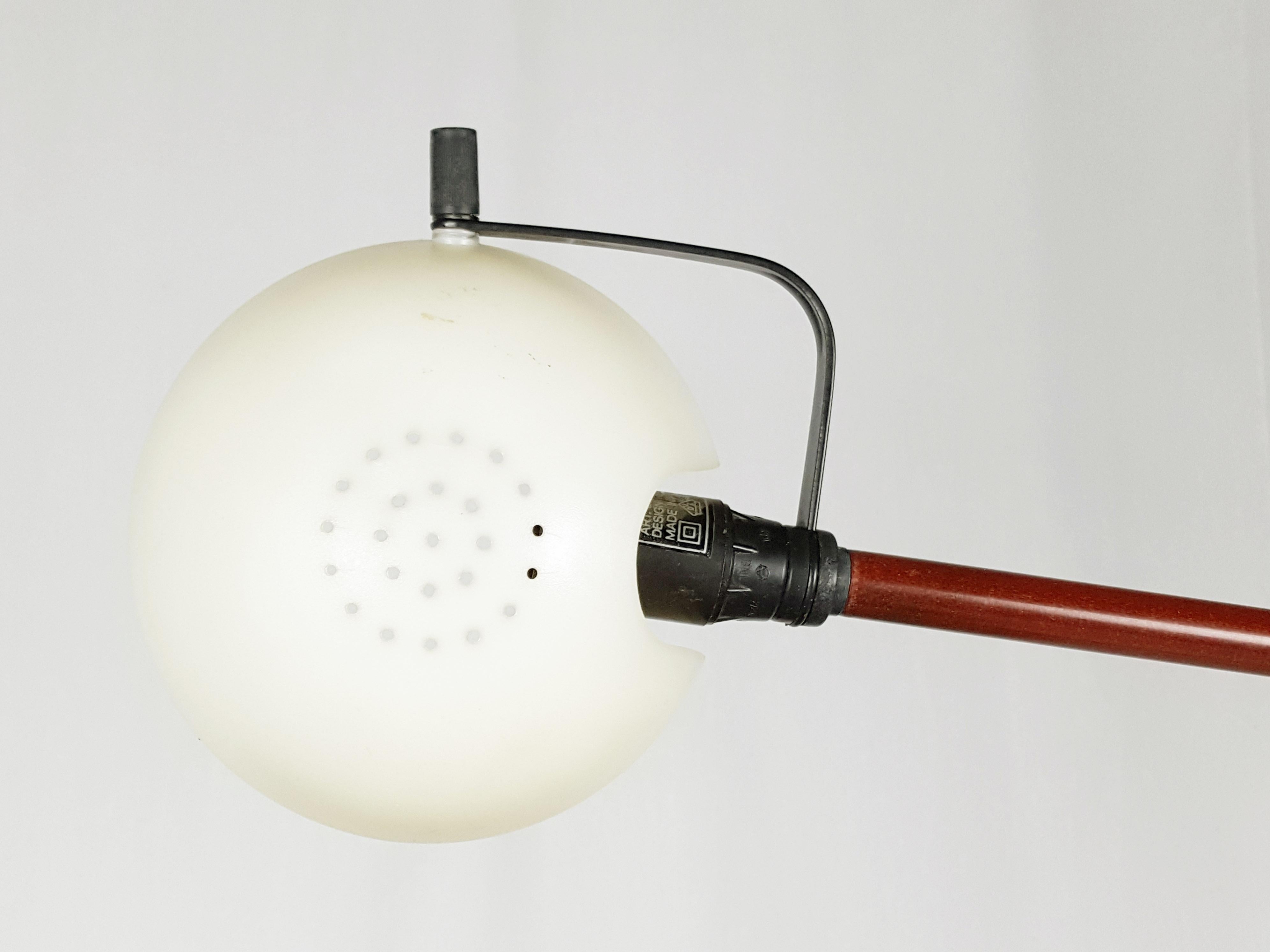 Italian 612 Model Desk or Table Lamp by Paolo Rizzatto for Arteluce, 1975 7