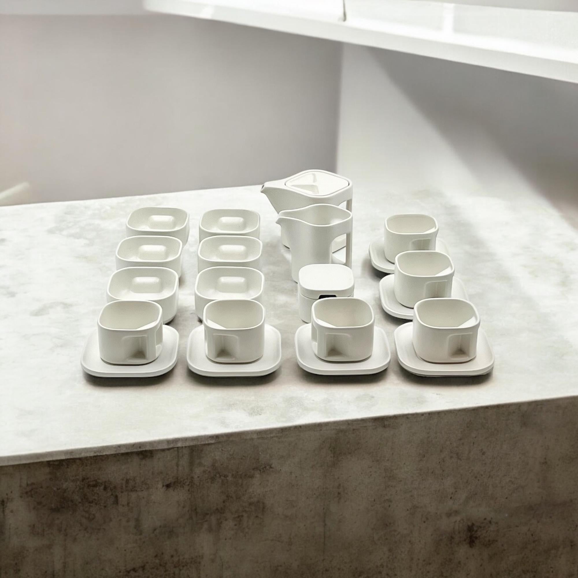 Mid-Century Modern Italian 70s Ceramic Coffee Tea Set by Makio Hasuike Arnolfo Di Cambio Series