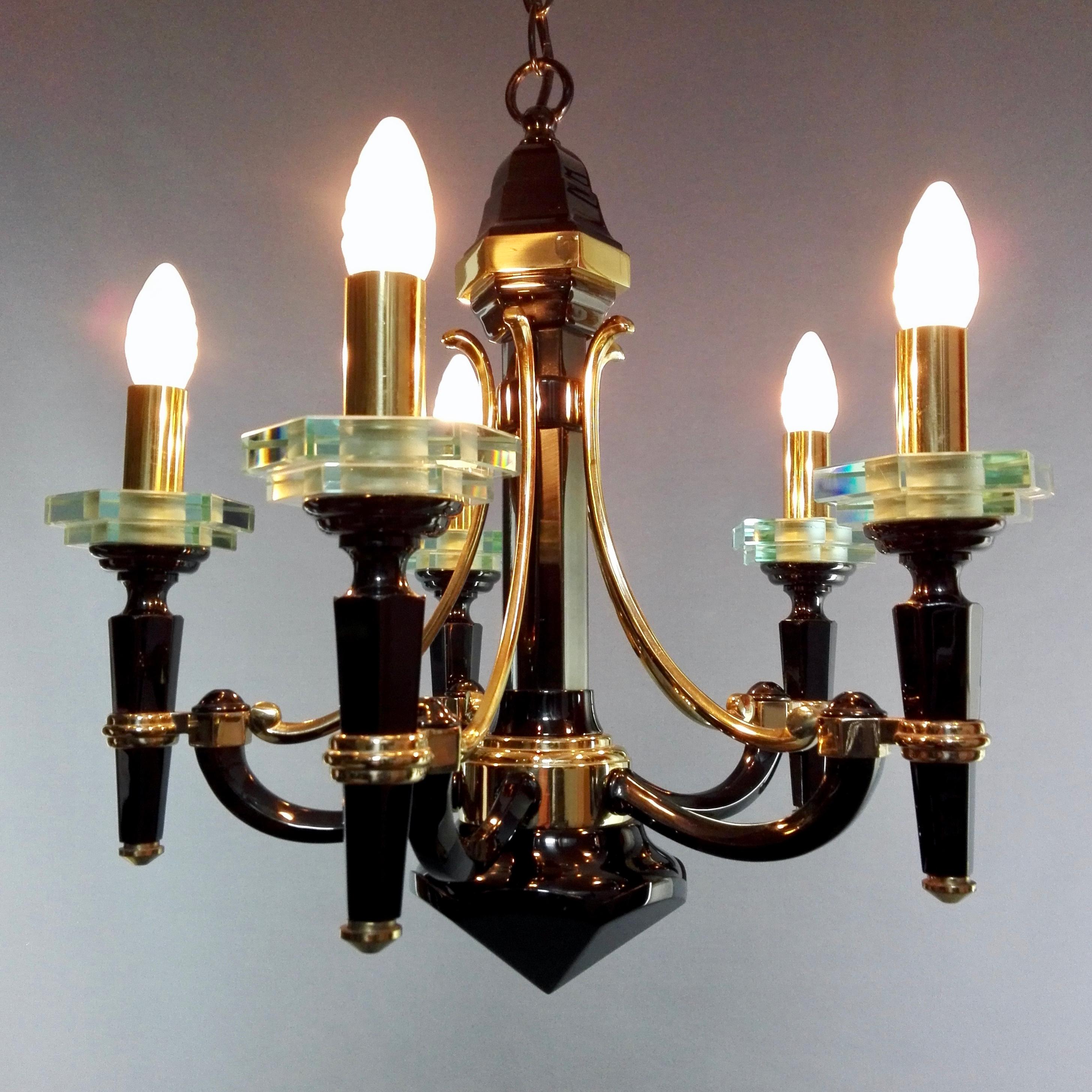 Late 20th Century Lampart Milano attributable 70s Five-Light Chandelier, Solid Brass and Crystals. For Sale
