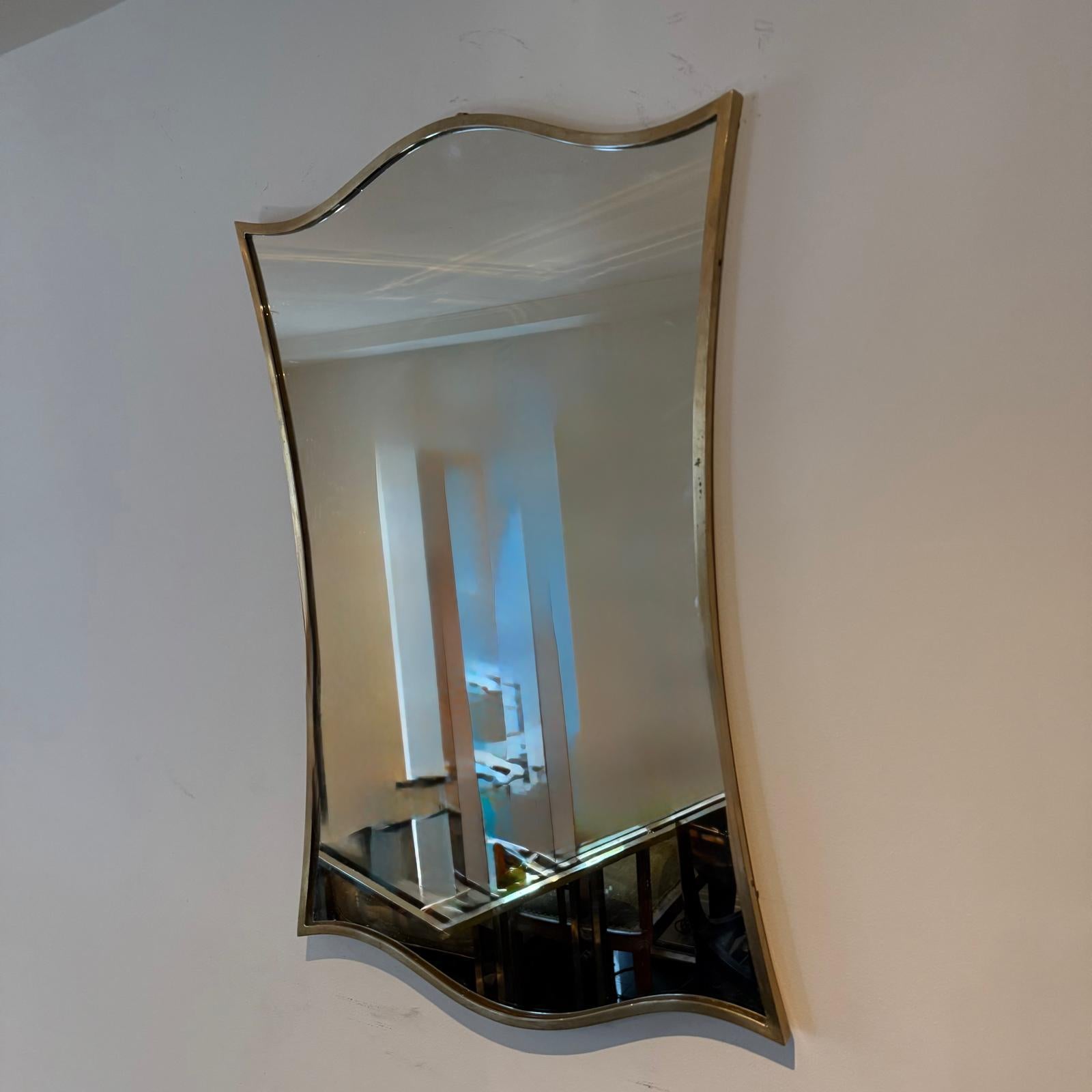 Italian 70's Mirror In Fine Polished Brass Frame For Sale 3